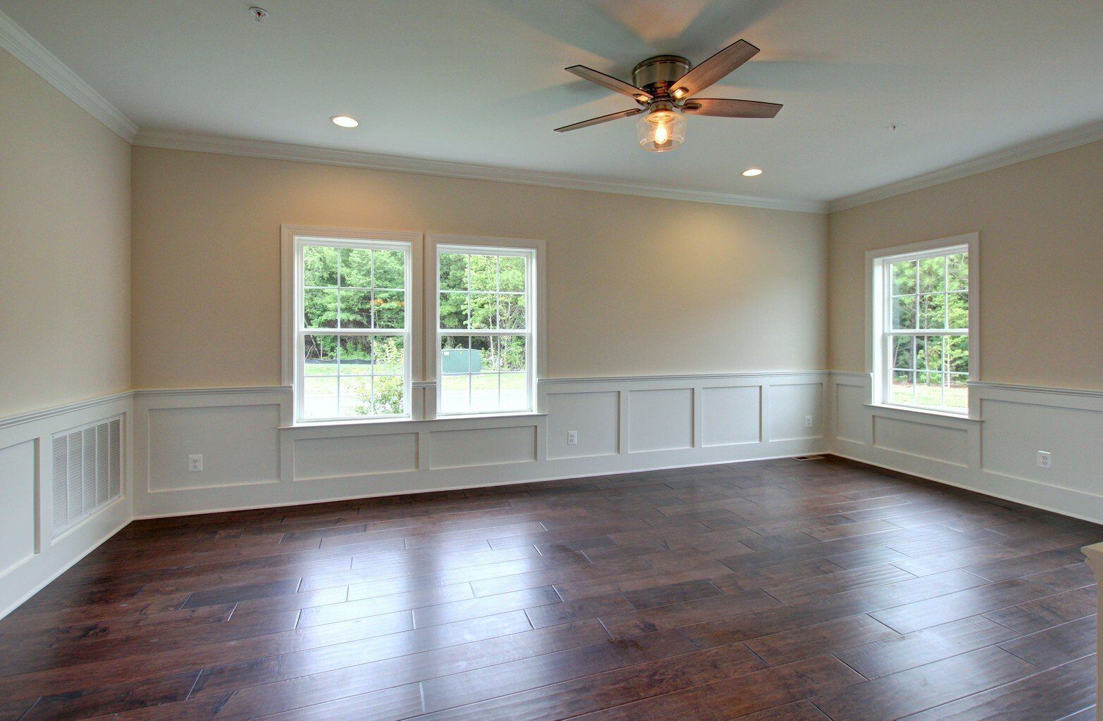 Living Room | East Port Executive | Covell Communities | Chester, Maryland 21619