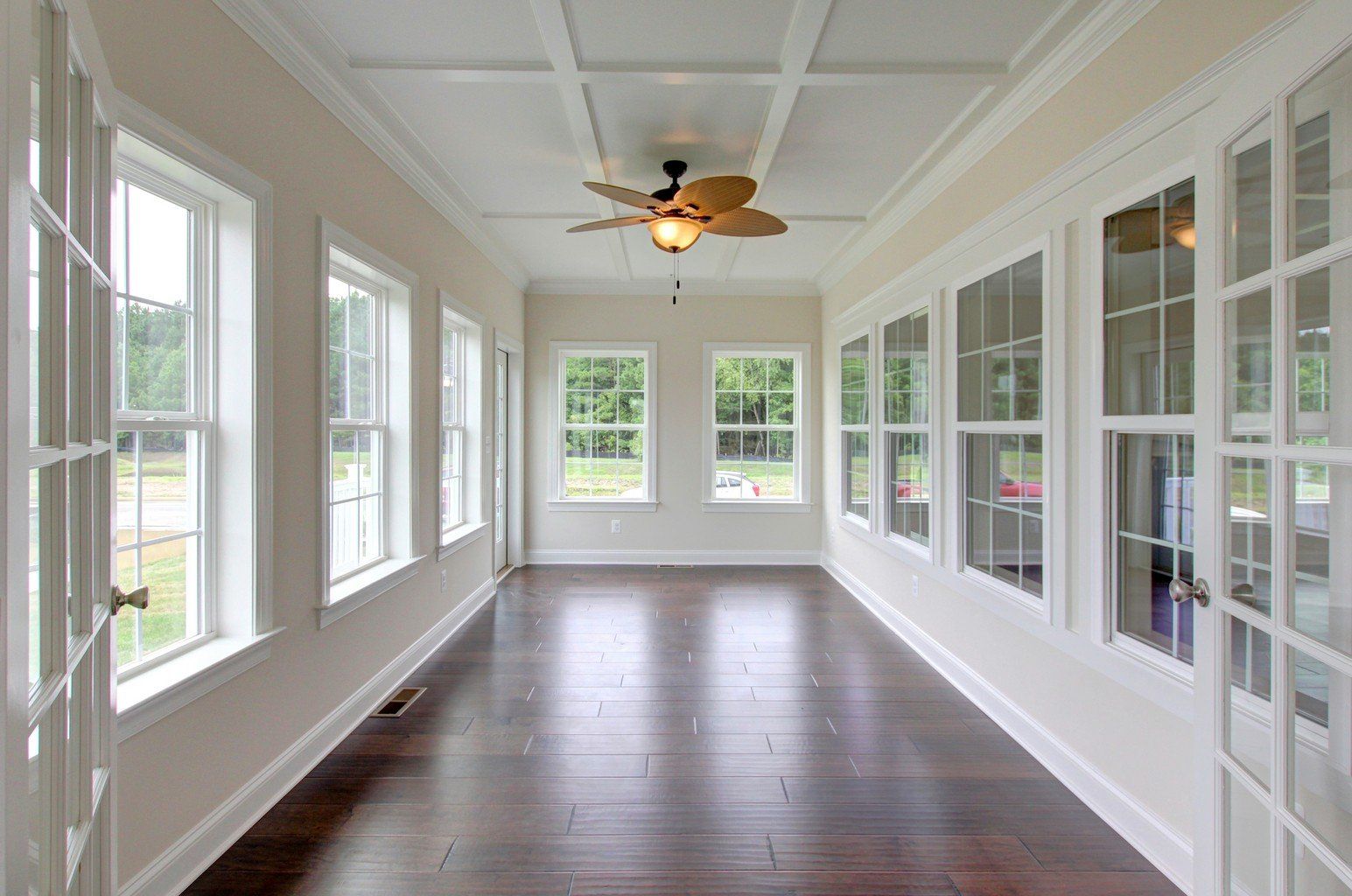 Sun Room | East Port Executive | Covell Communities | Chester, Maryland 21619