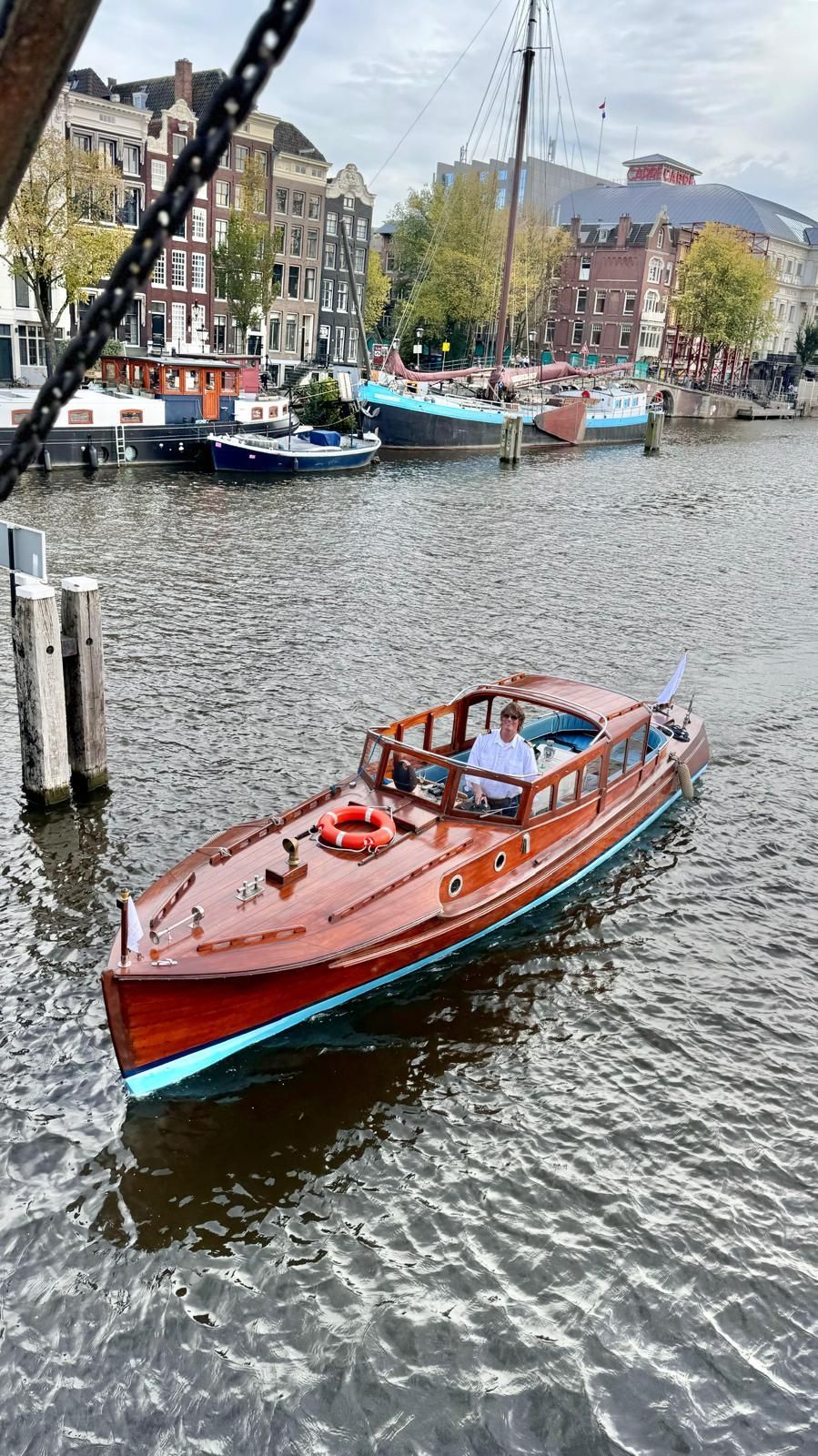 canal cruise Amsterdam
