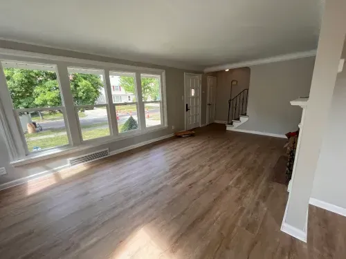 vinyl plank flooring