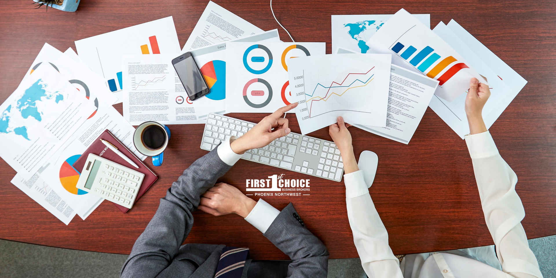 Private Business Valuations in 2025:
What EBITDA and Revenue Multiples Are Telling Sellers