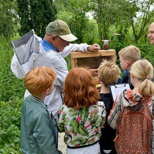 Natuurtuin-Rijswijk-Wilhelminapark-imker