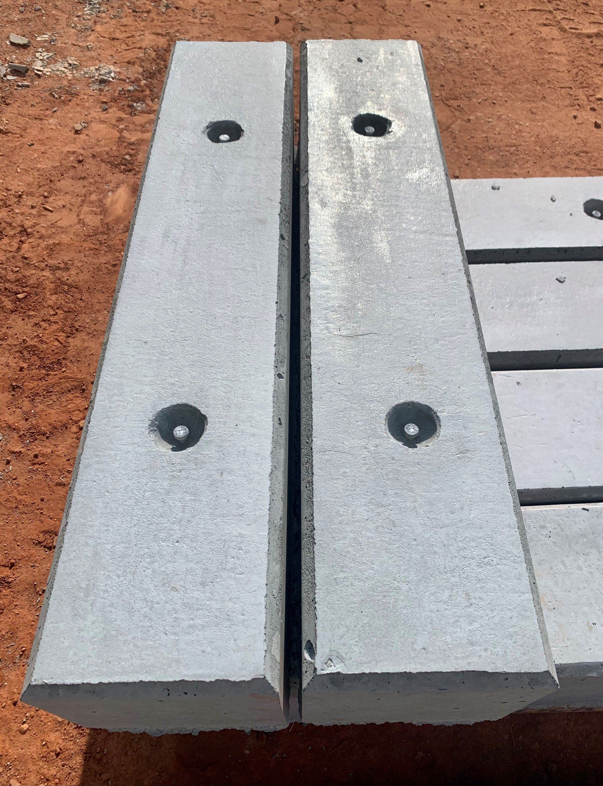 Sleeper with swift lift pins
1200x250x250mm