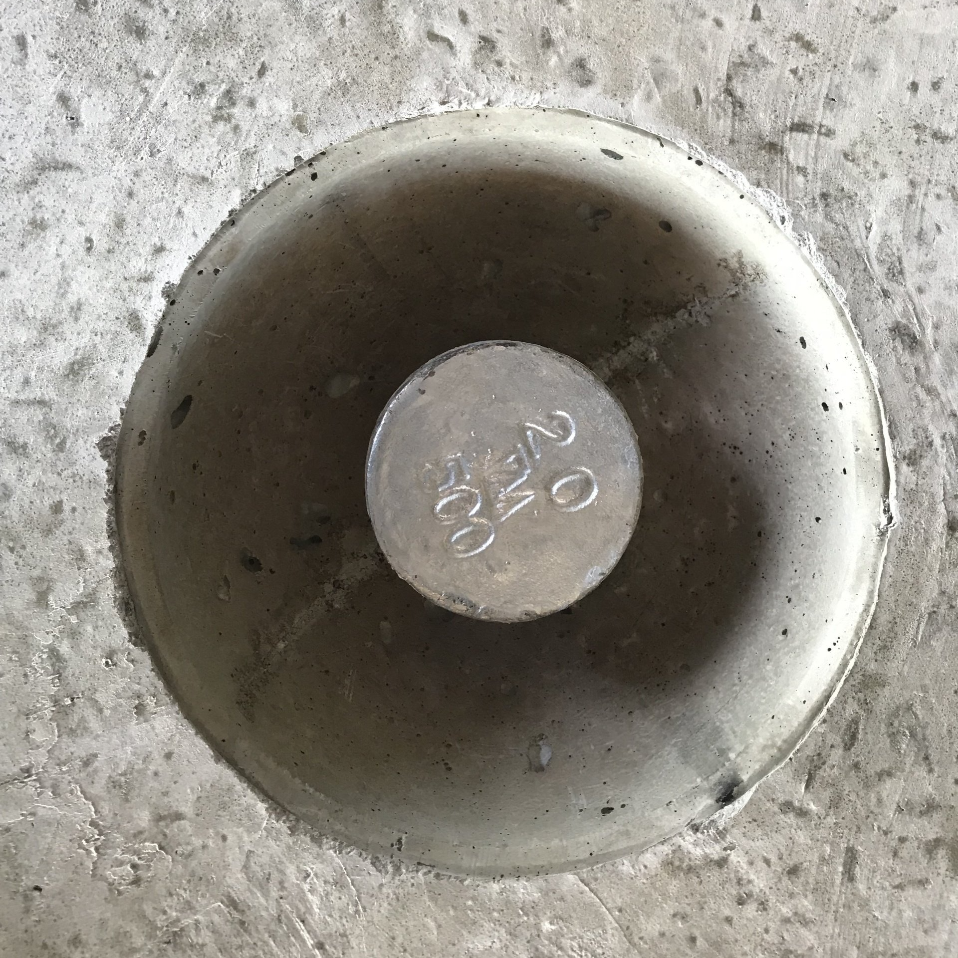 2 Tonne Lift Pin in a custom concrete block made for gas mining.