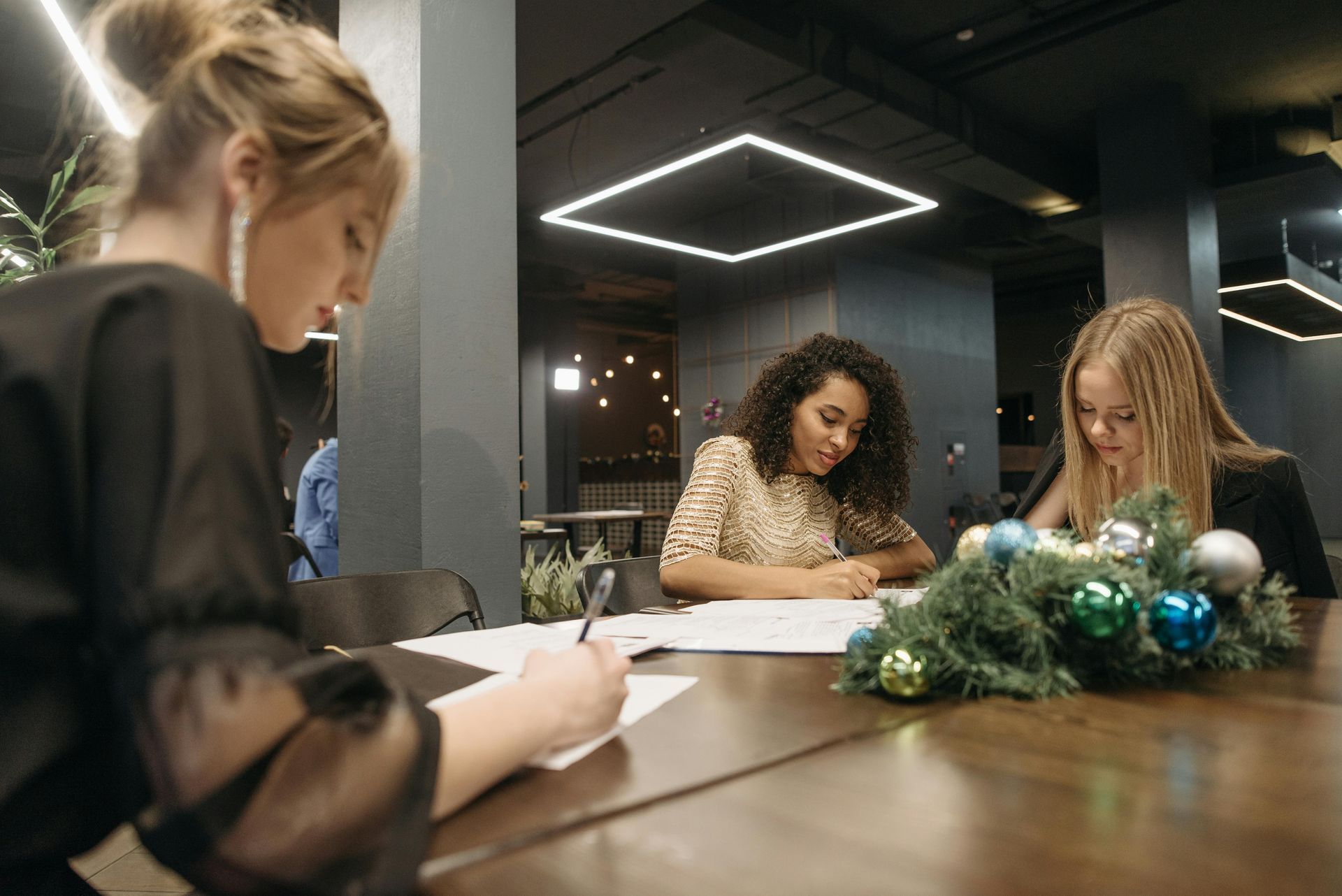 Il Natale è il momento perfetto per rafforzare le relazioni con clienti, collaboratori e partner.
