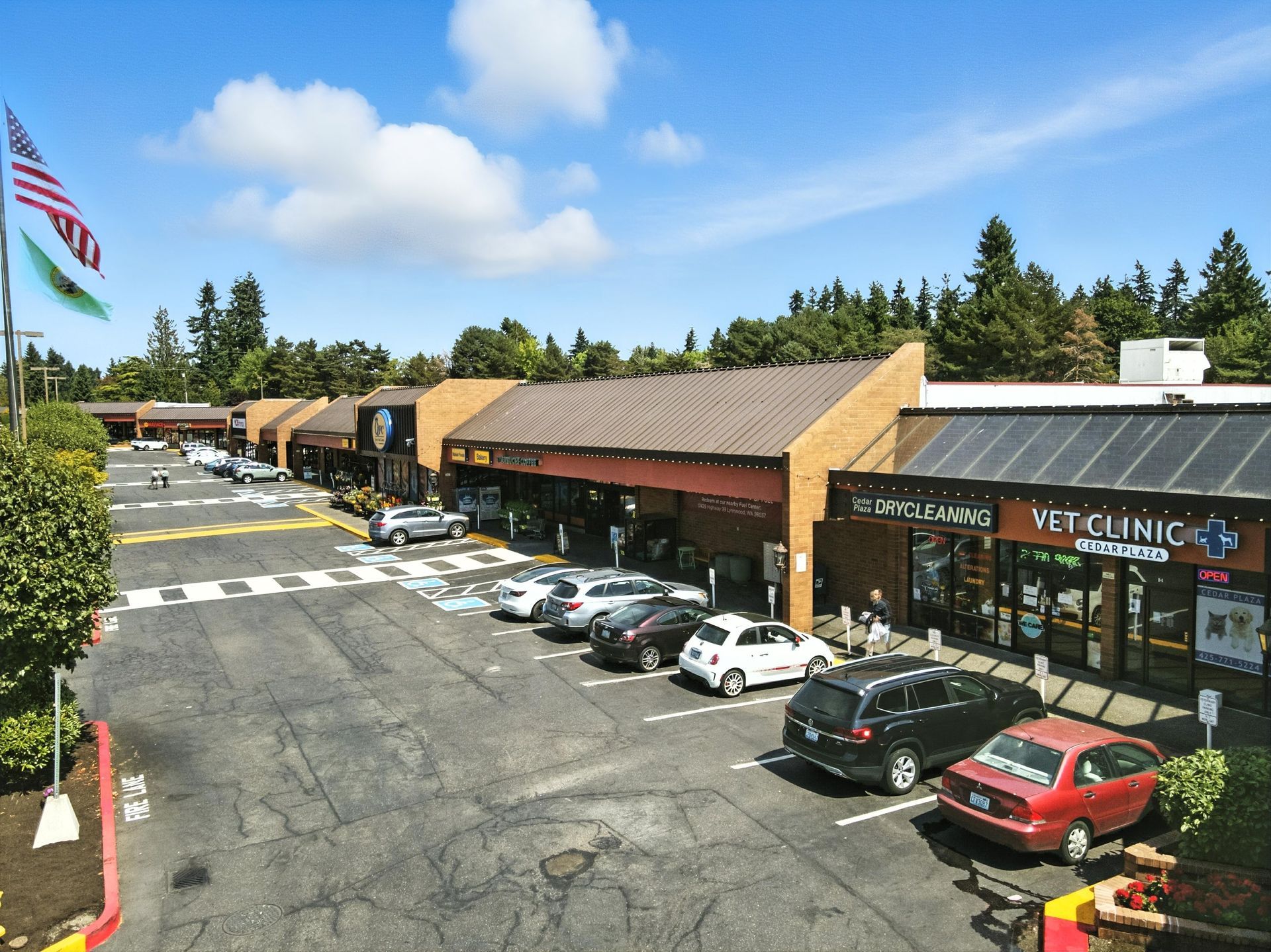 Stores at Cedar Plaza in Mountlake Terrace