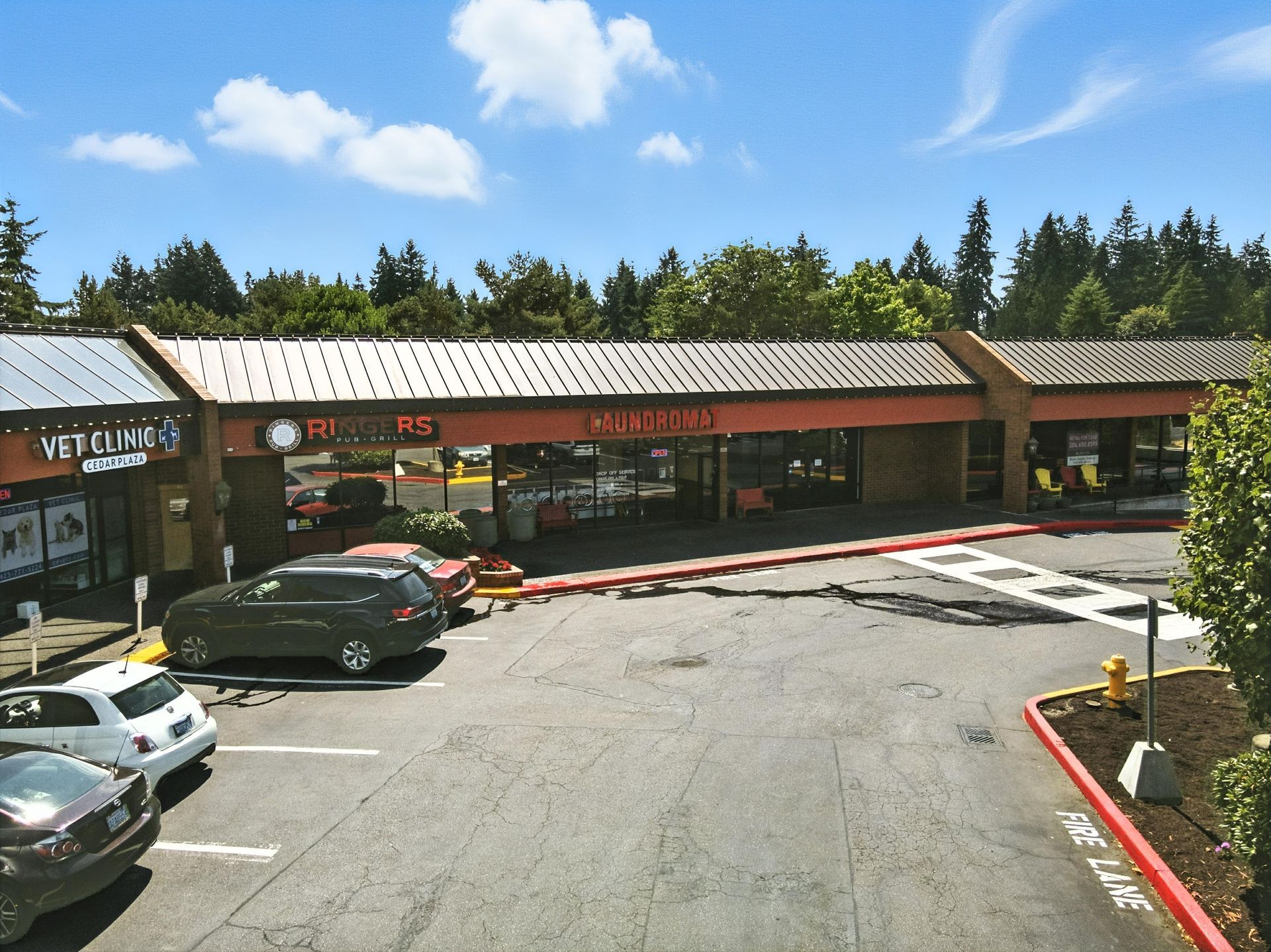 Stores at Cedar Plaza in Mountlake Terrace