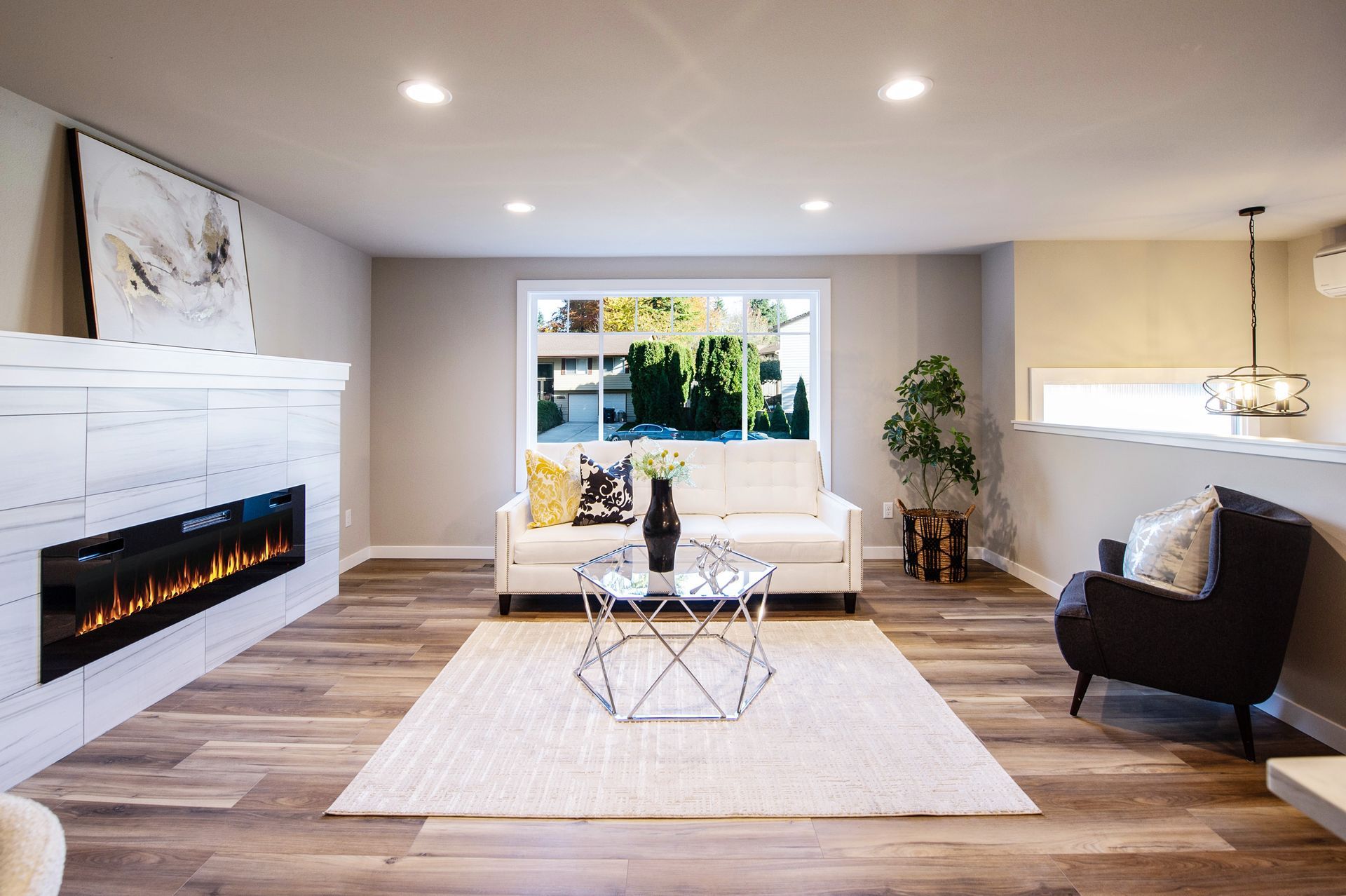 15905 118th Bothell House- living room