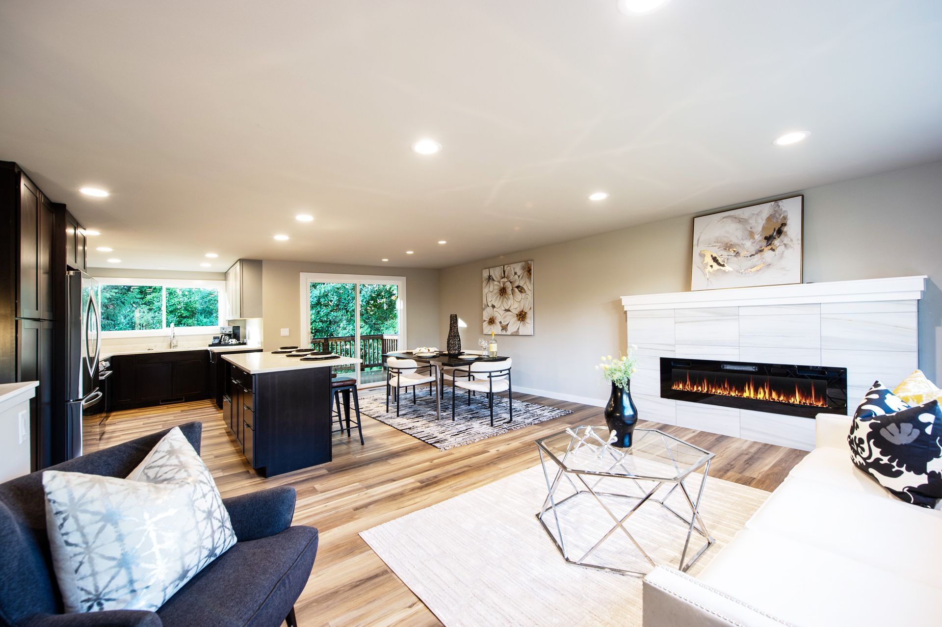 15905 118th Bothell House- living room and dining space
