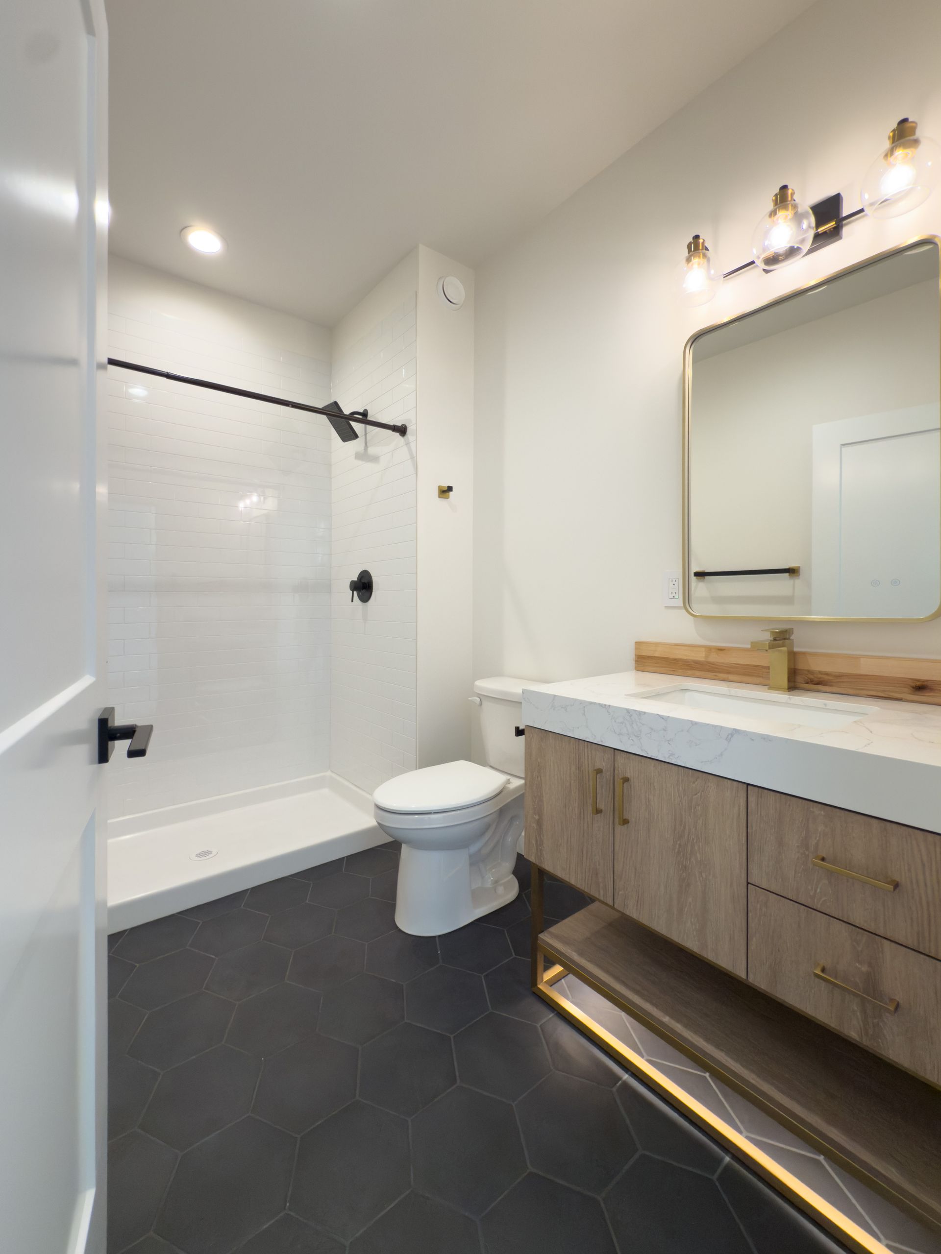 474 Camano Island bathroom