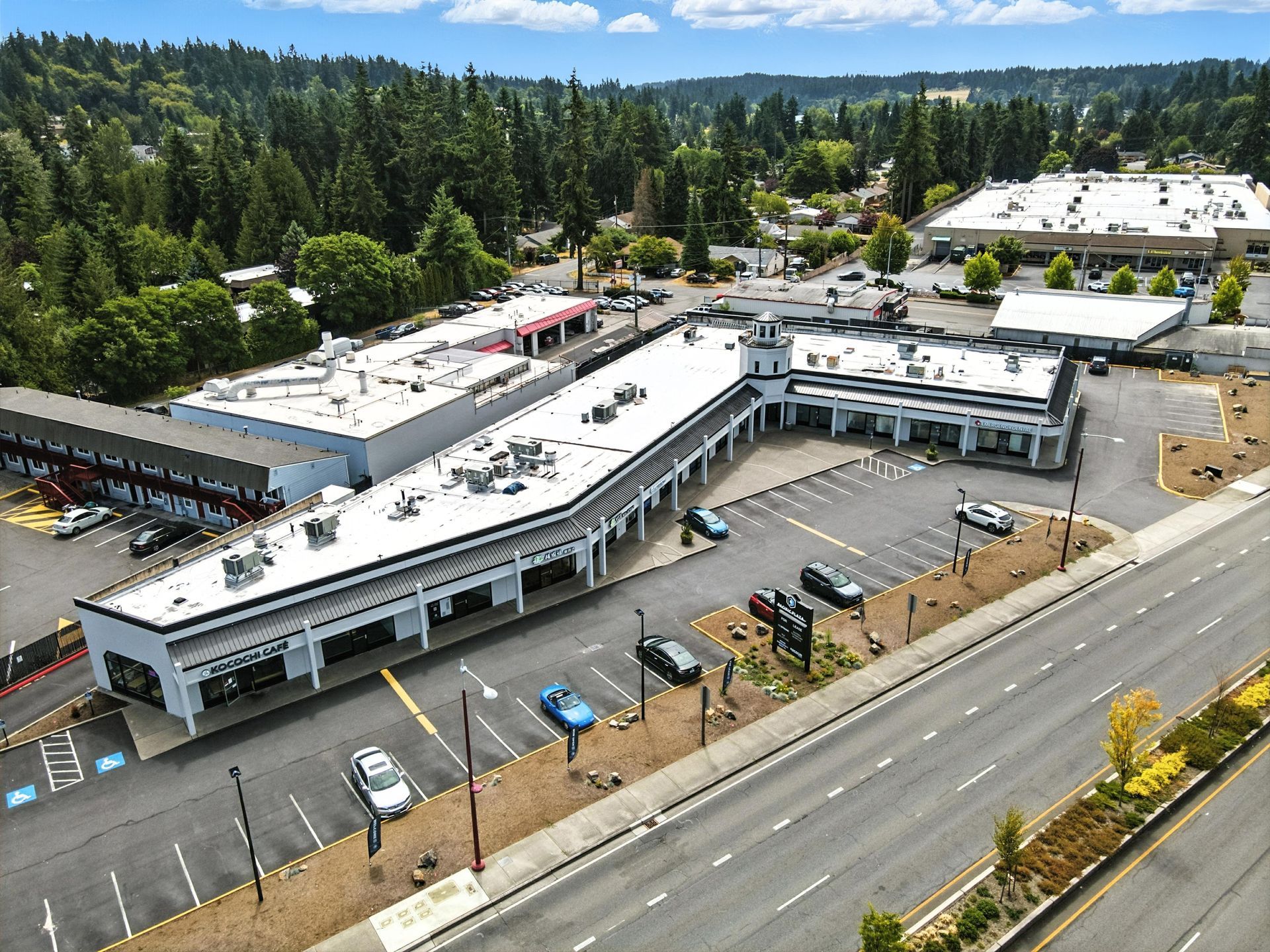 Pacific Plaza Building in Lynnwood, WA