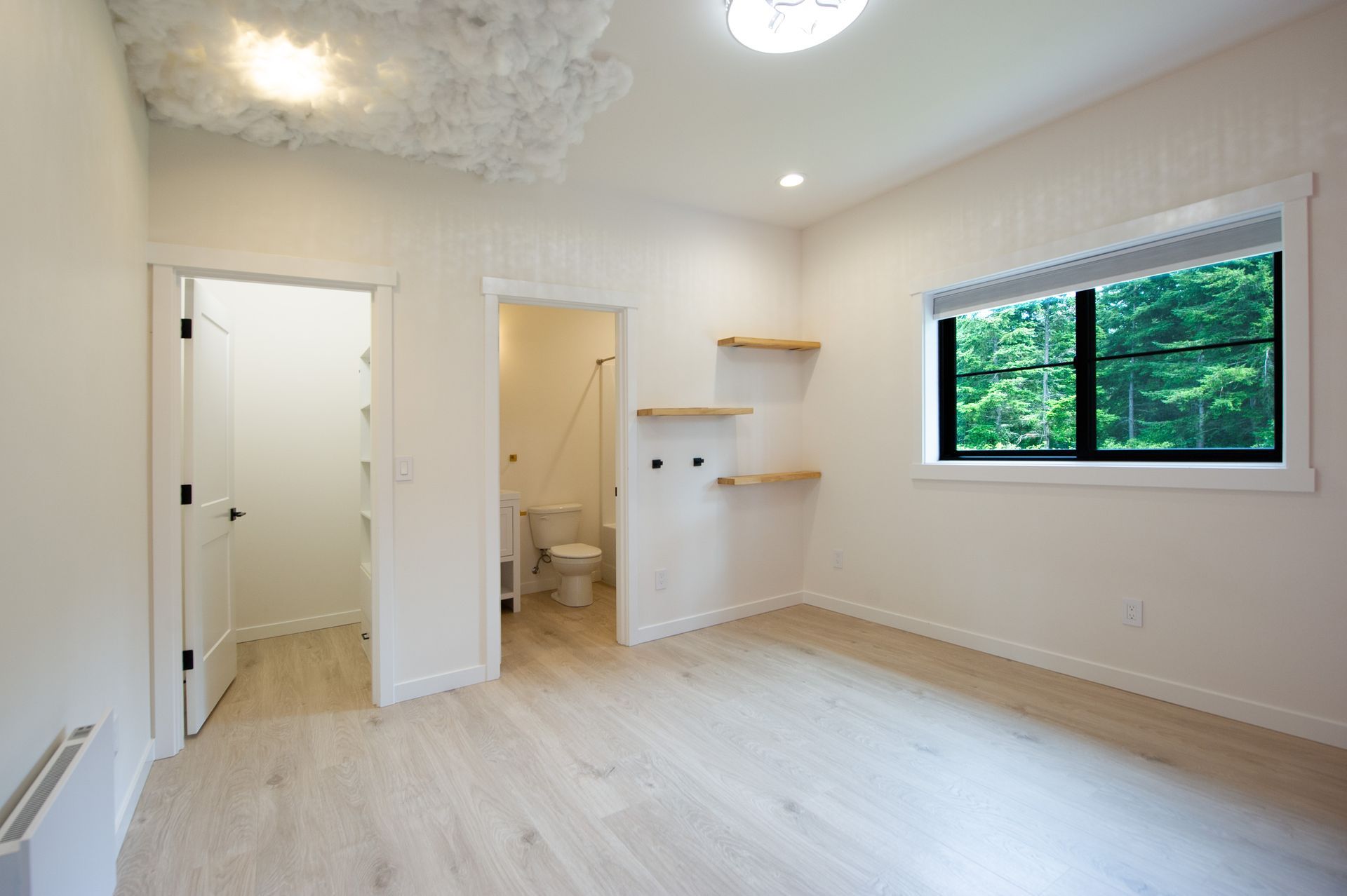 474 Camano Island room