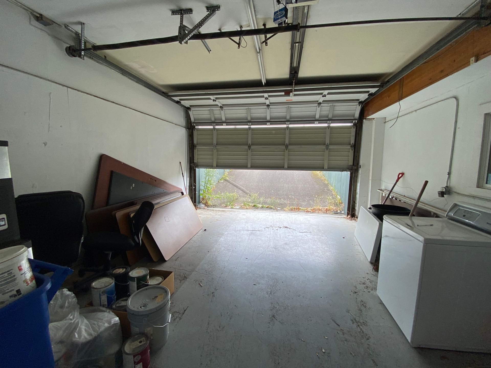 Loading dock of 2222 W Elmore building