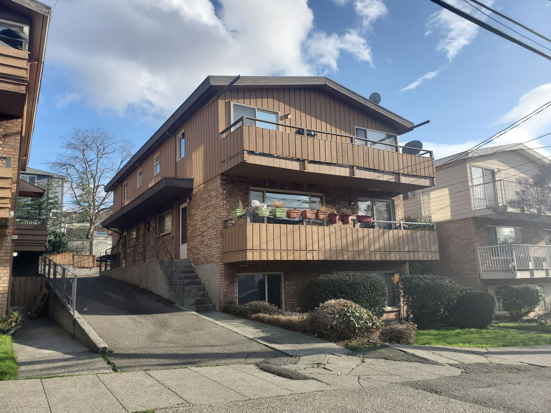 Phinney Ave Apartments Building in Seattle