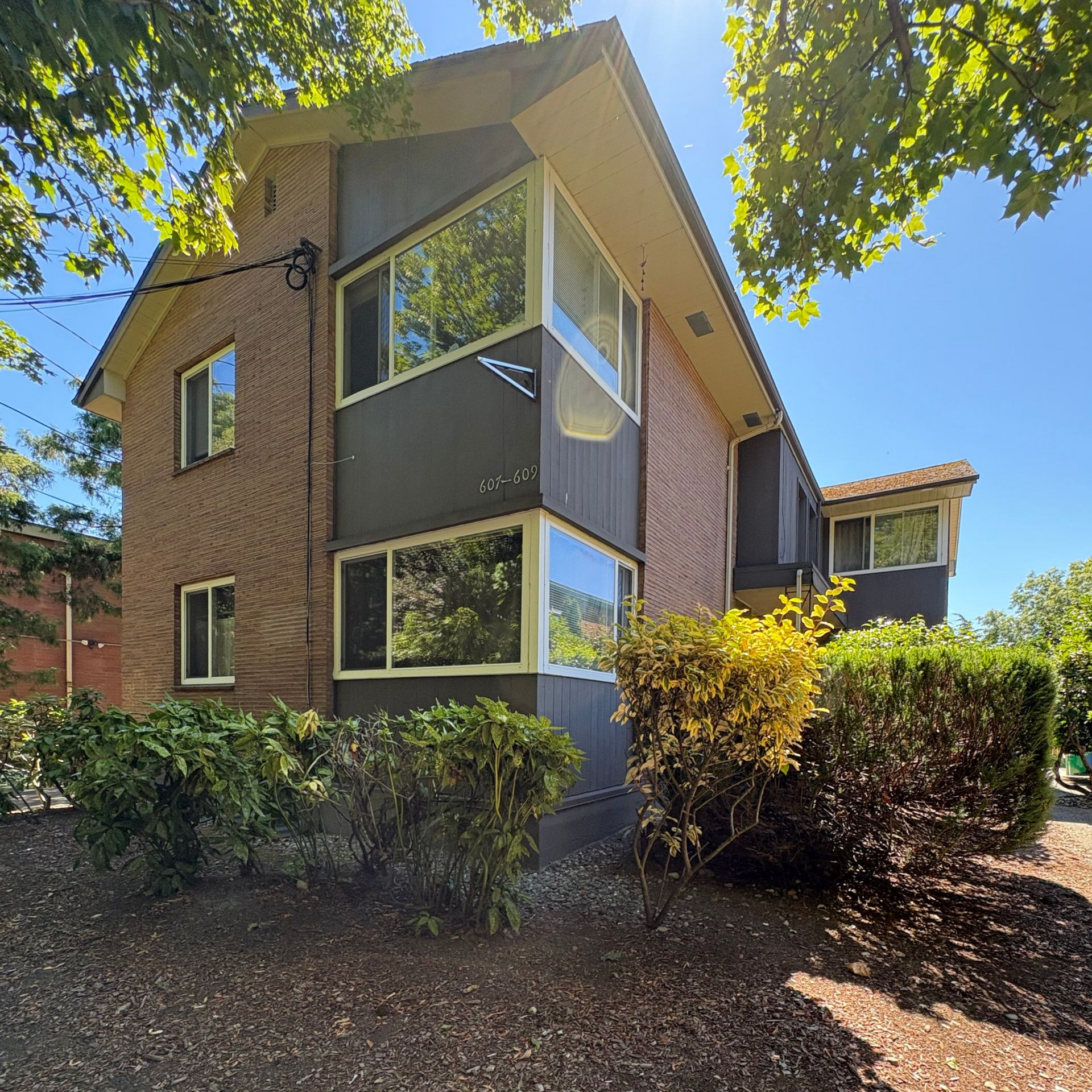 Woodland Park Aparments exterior