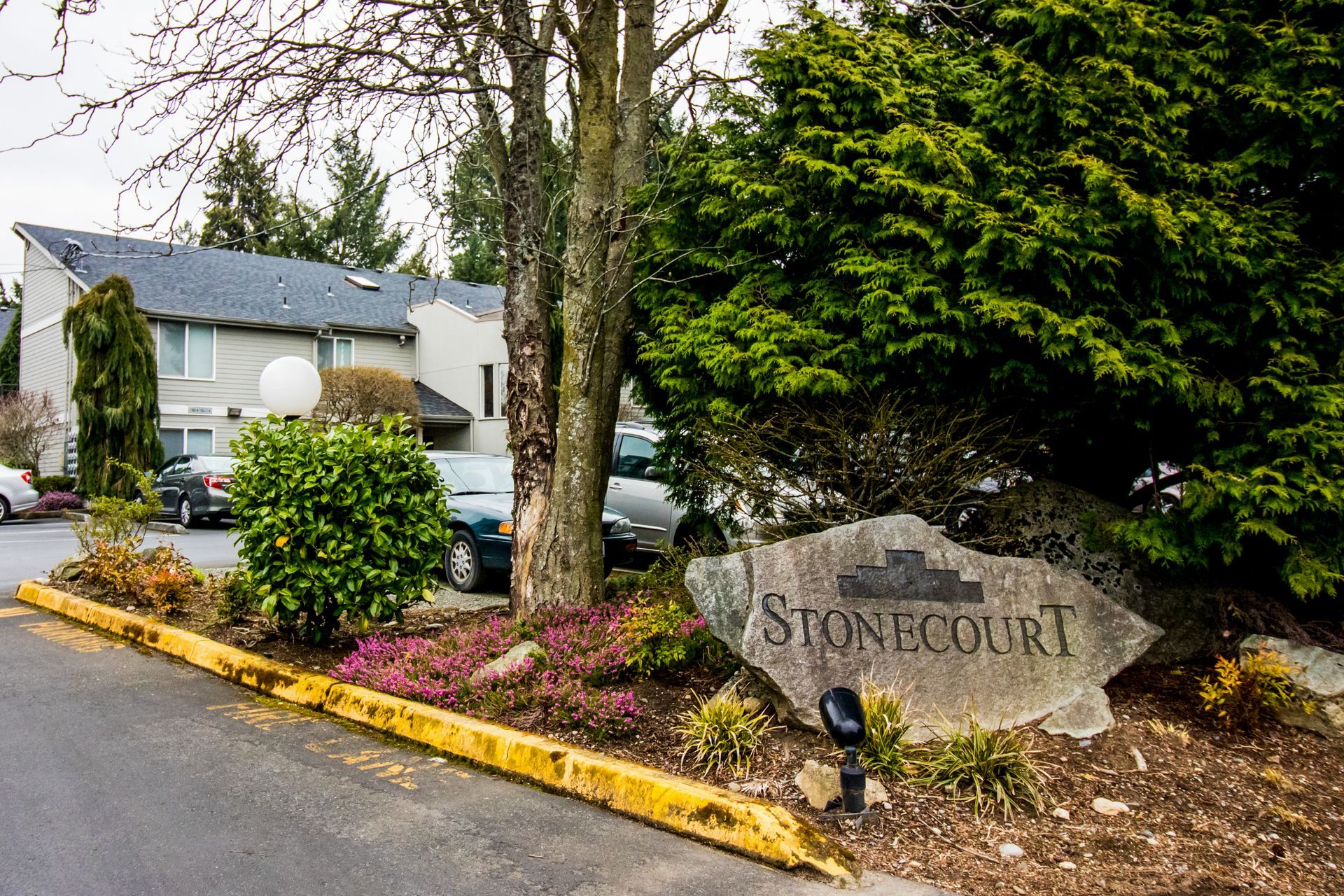 Stone court apartments exterior