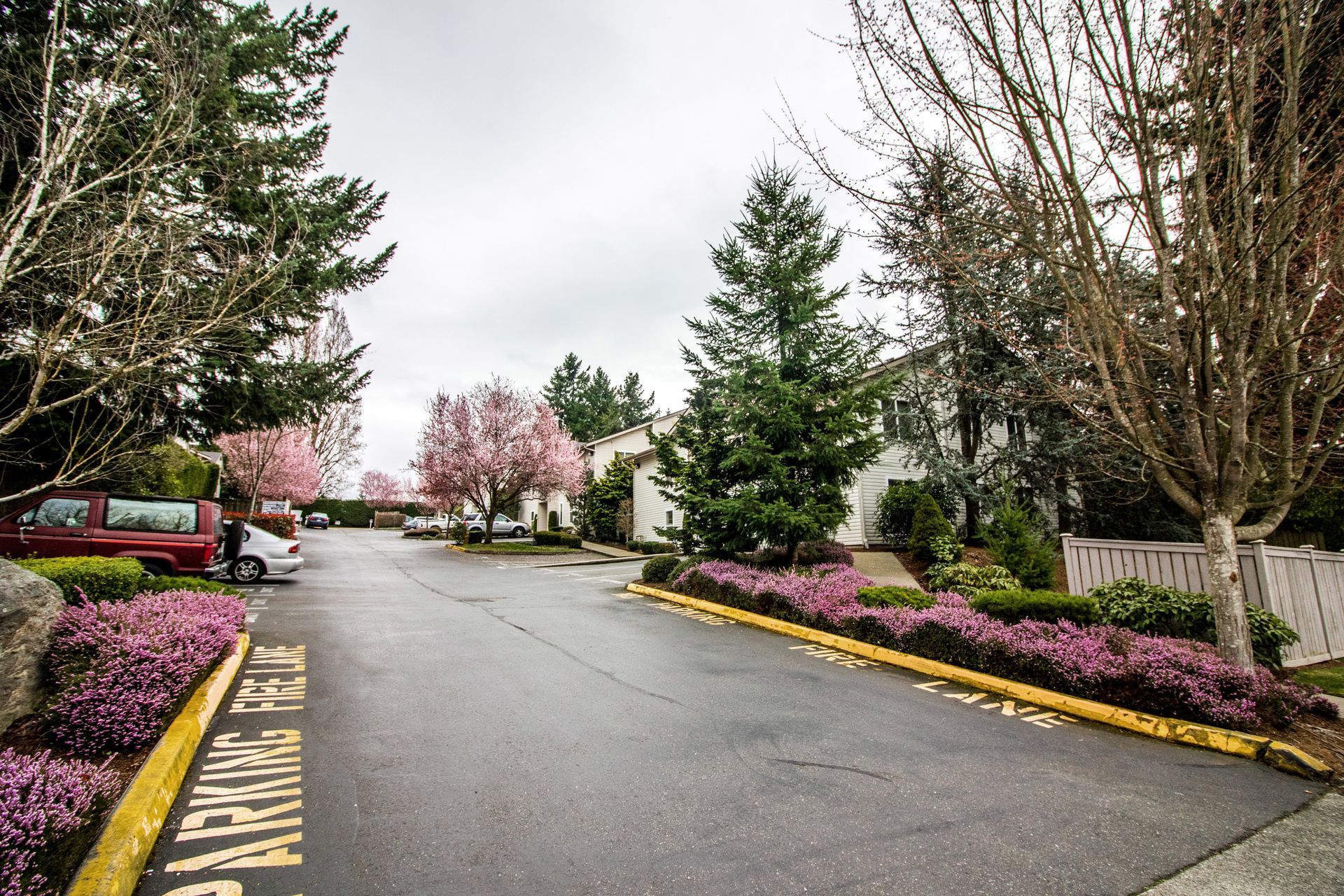 Road Entrance of Stone Ridge Apartments