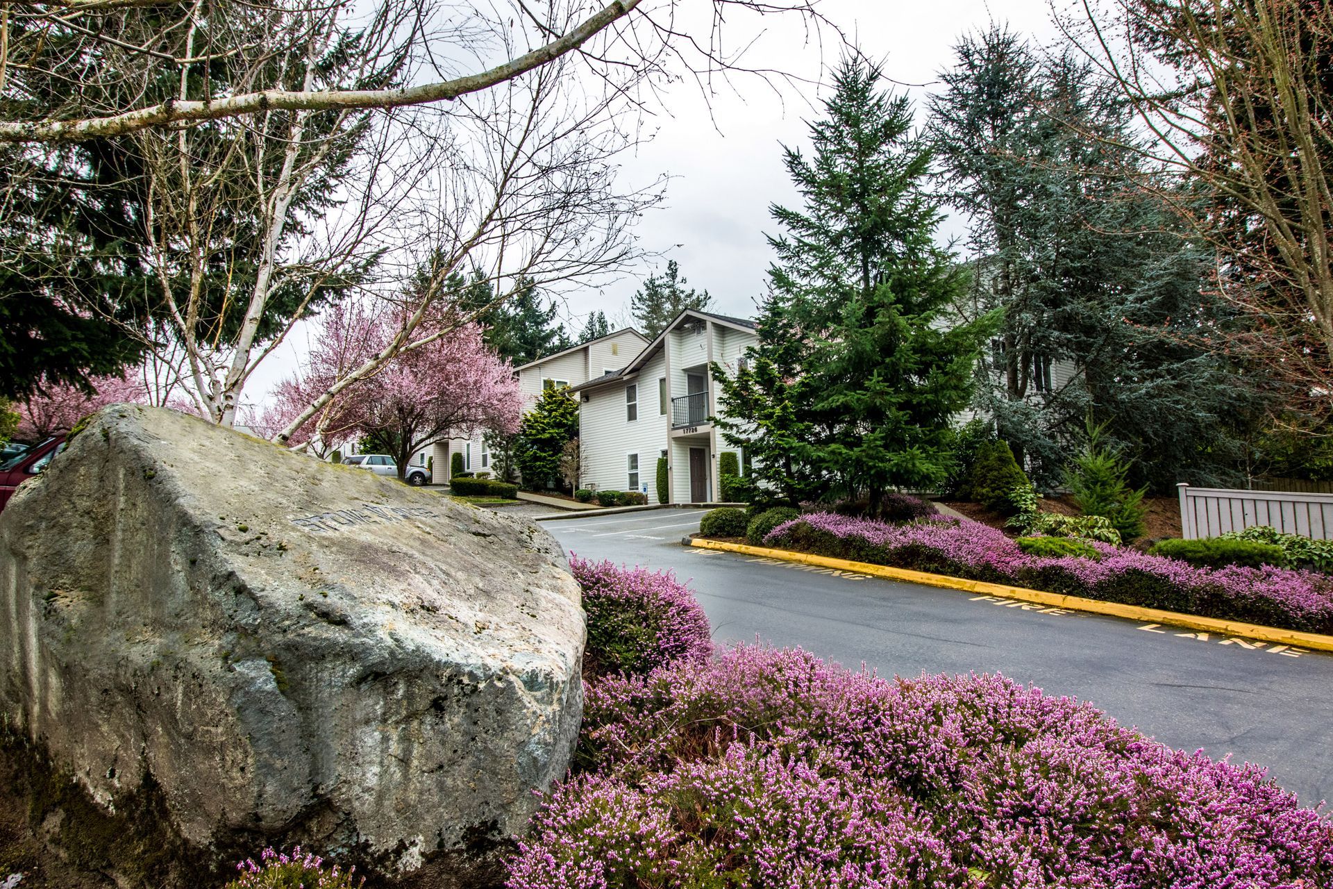 Road Entrance of Stone Ridge Apartments