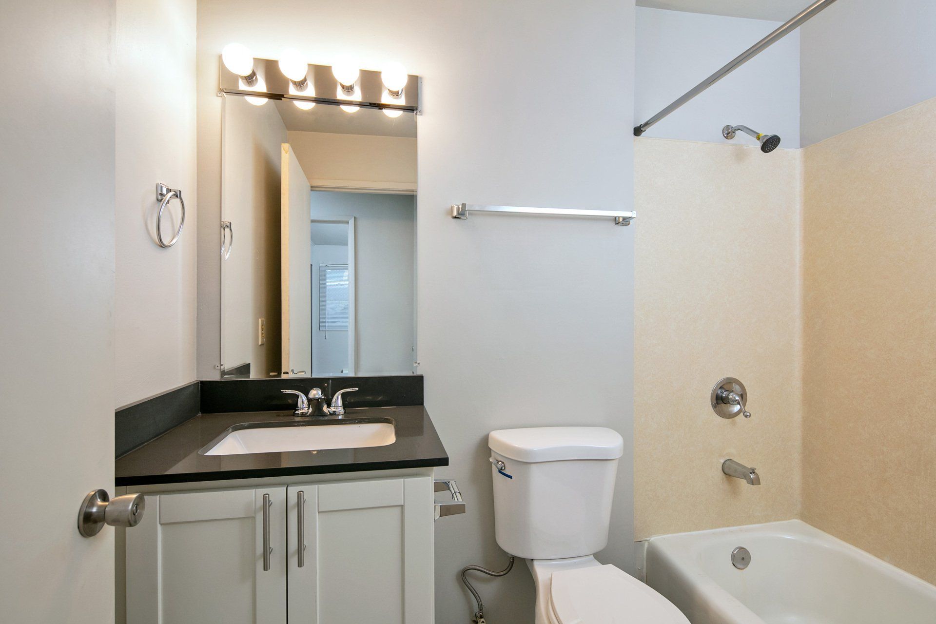 Cascade Court Apartment unit- bathroom