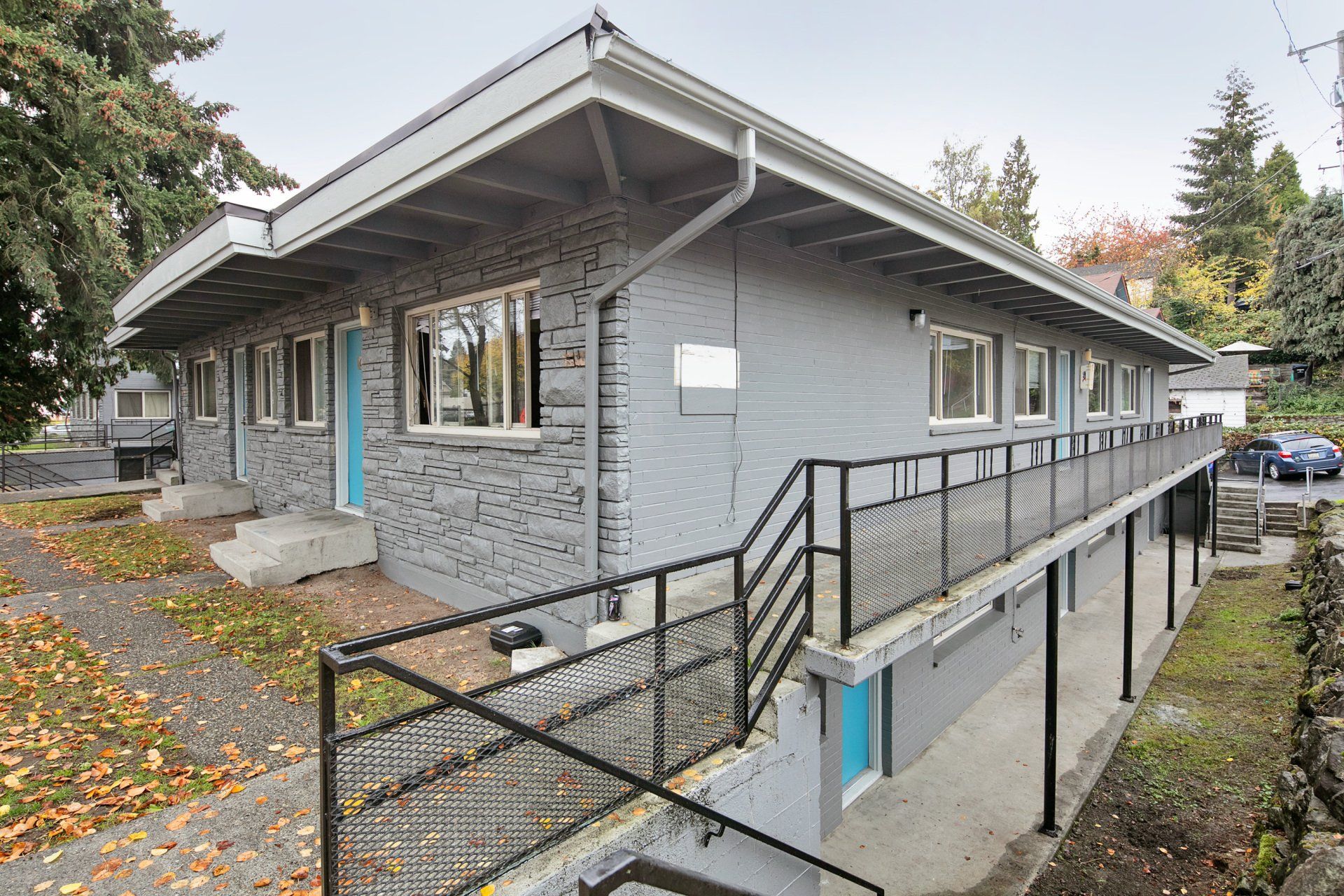 Cascade Court Apartment exterior of building