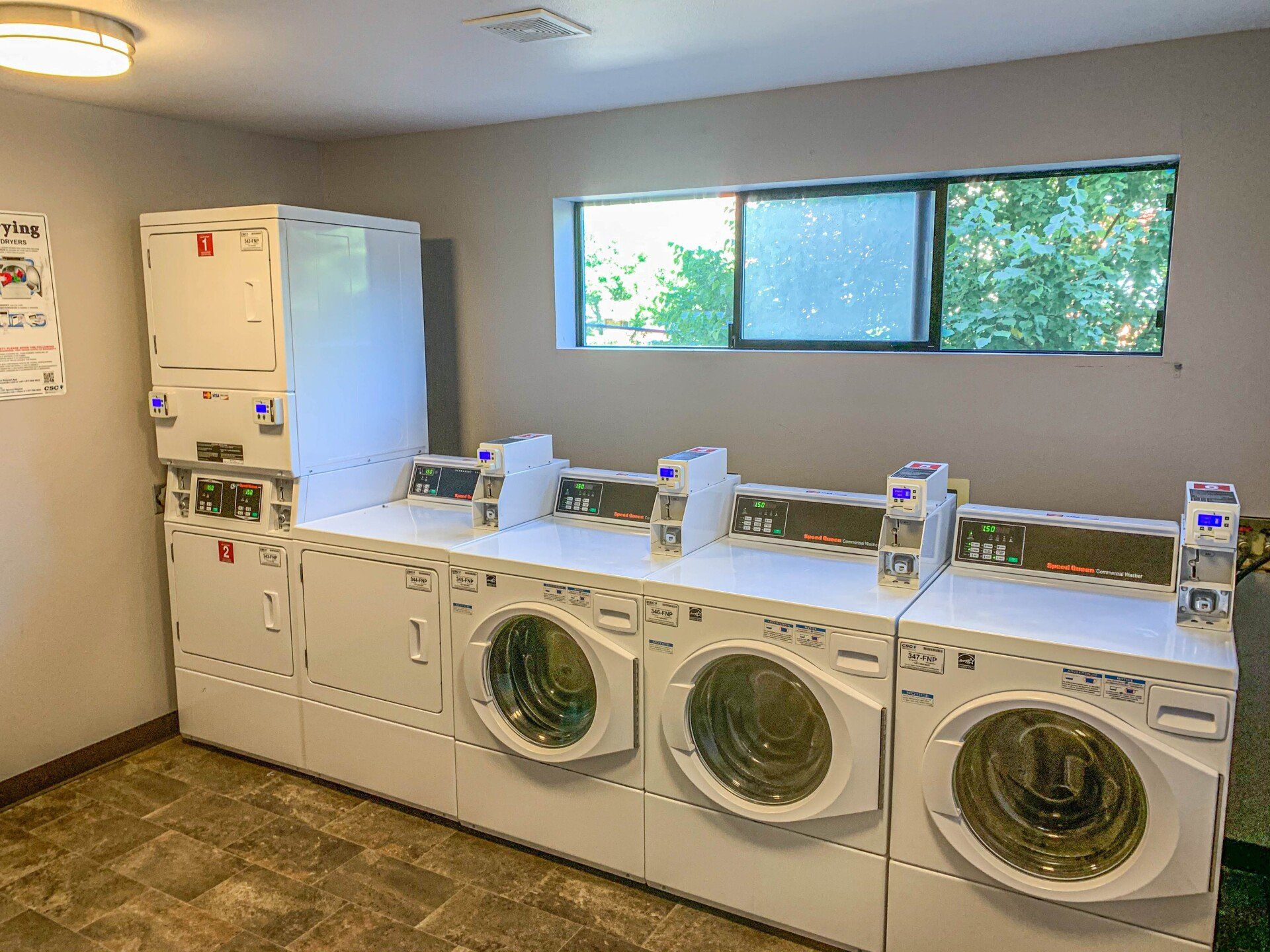 Laundry Room at Hill House Apartments in Seattle