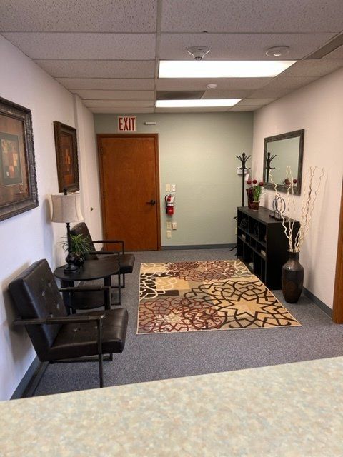 Reception area at Cascade crest in Renton WA