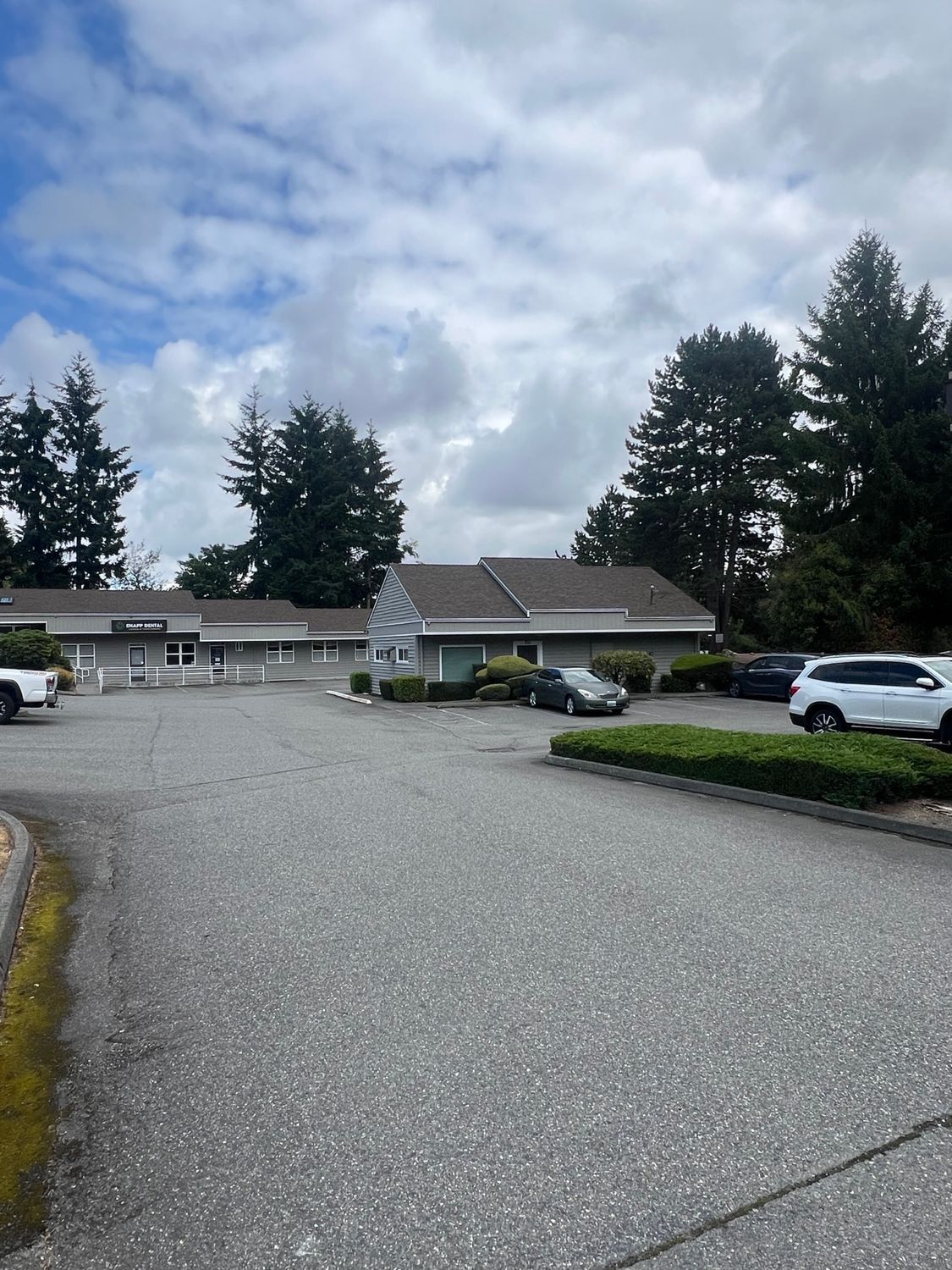 Exterior of Puget Park Medical Center building in Everett, WA