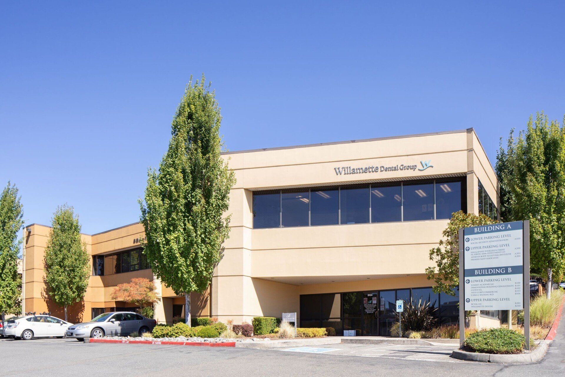 Exterior of Park 120 Building in Bellevue WA