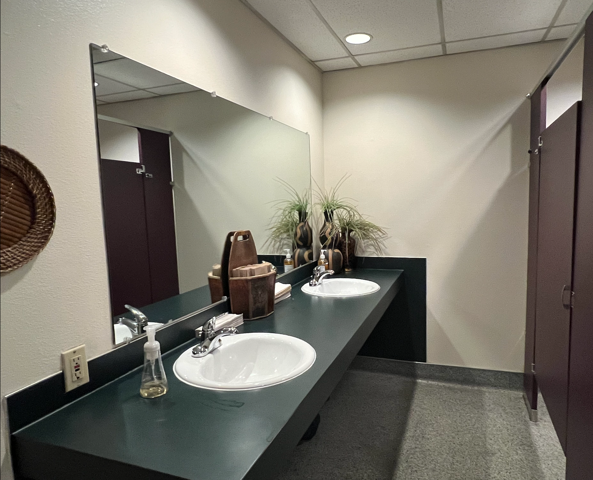 Cimworks Building interior - bathroom
