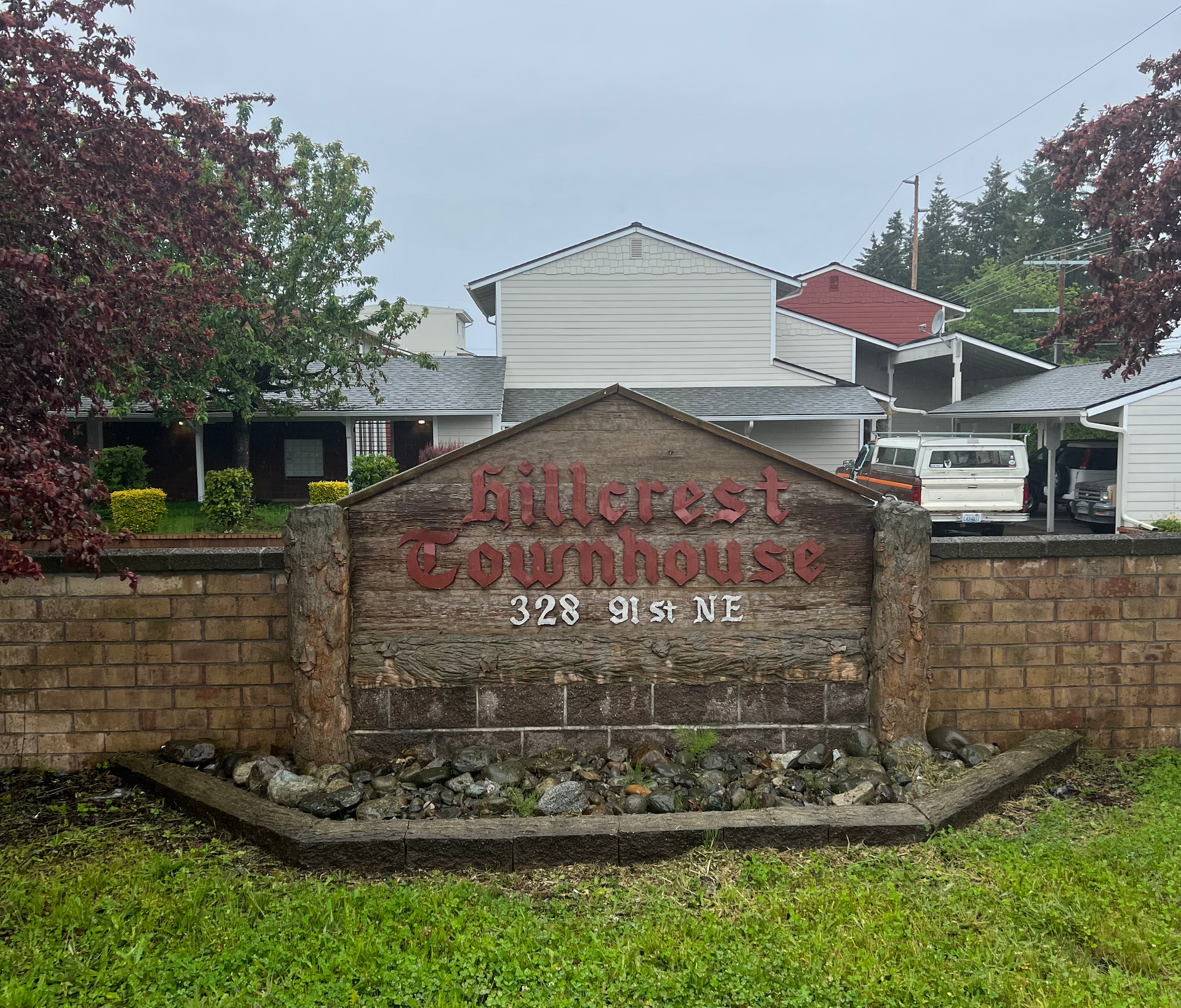 Hillcrest Townhomes exterior signage