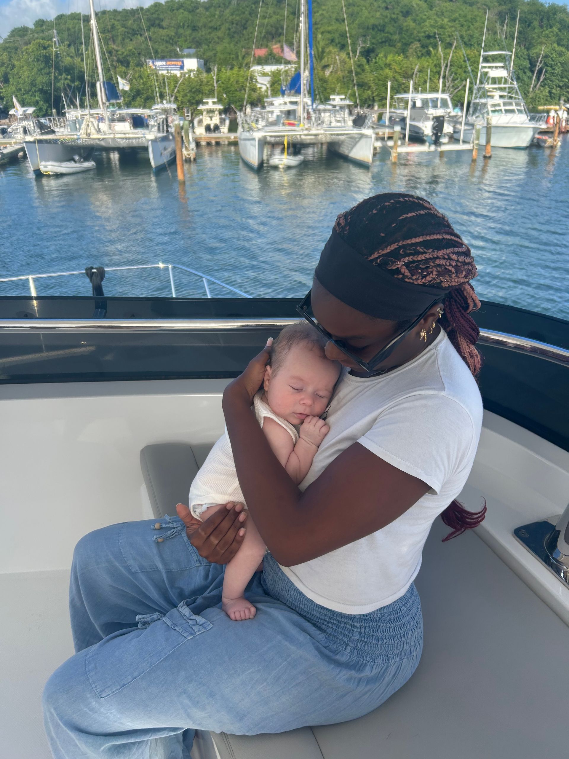 Boat trip babysitter