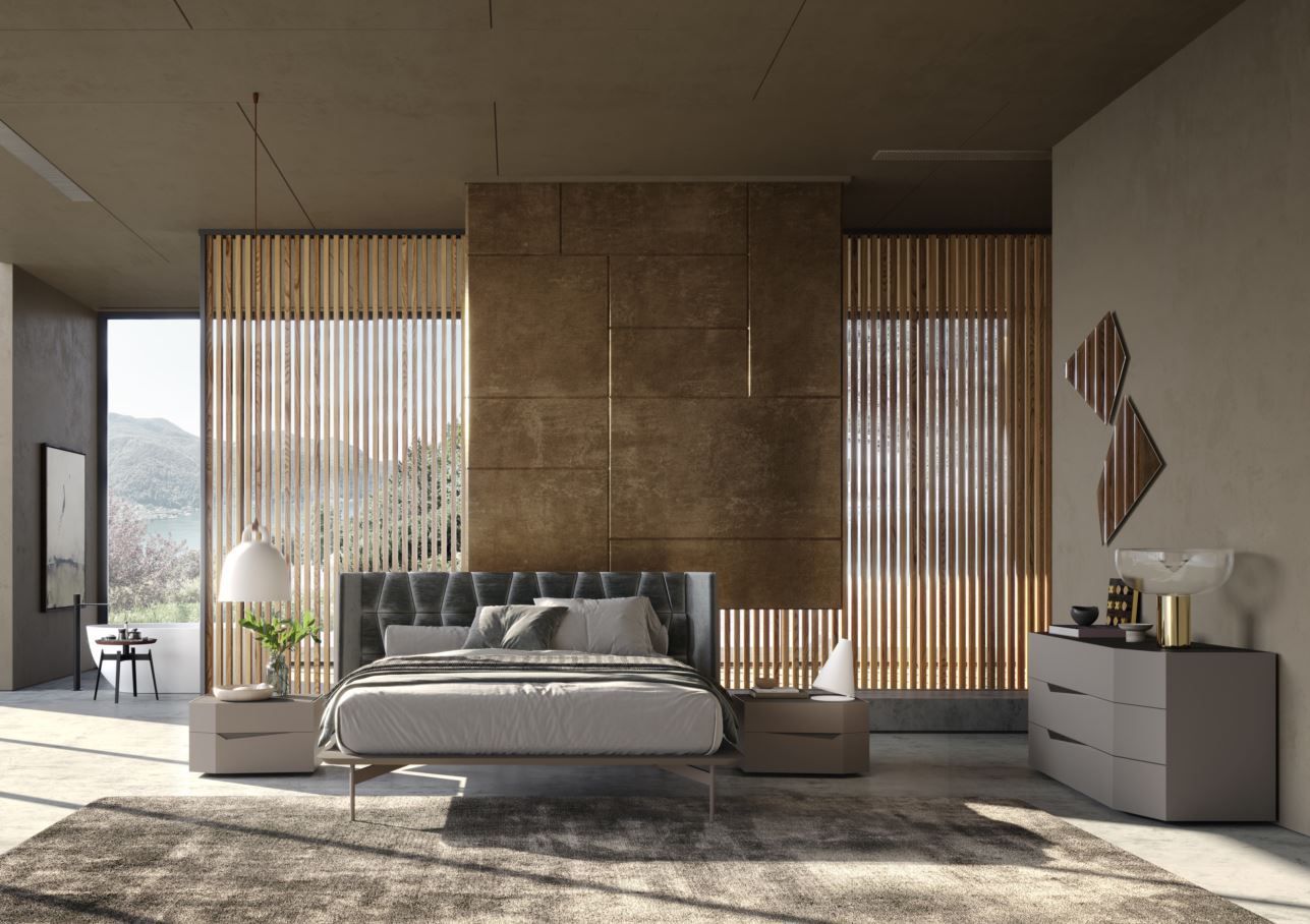 Camera da letto moderna con letto grigio, dettagli in legno e ampia finestra con vista sul paesaggio.
