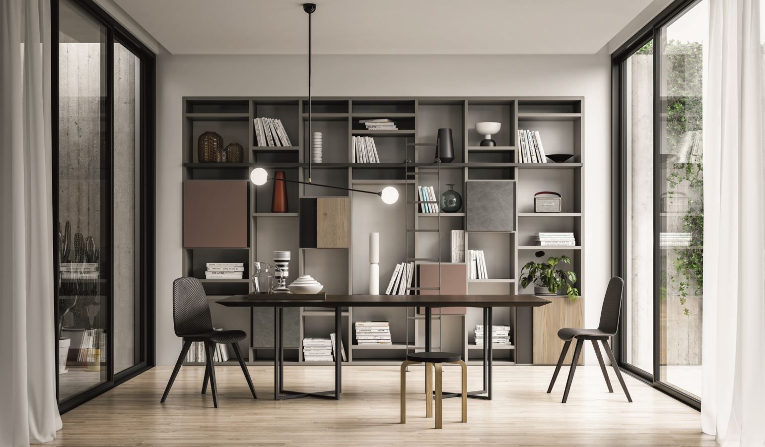 Moderna sala da pranzo con grande libreria integrata, tavolo da pranzo e sedie, luce naturale e vista sul giardino.