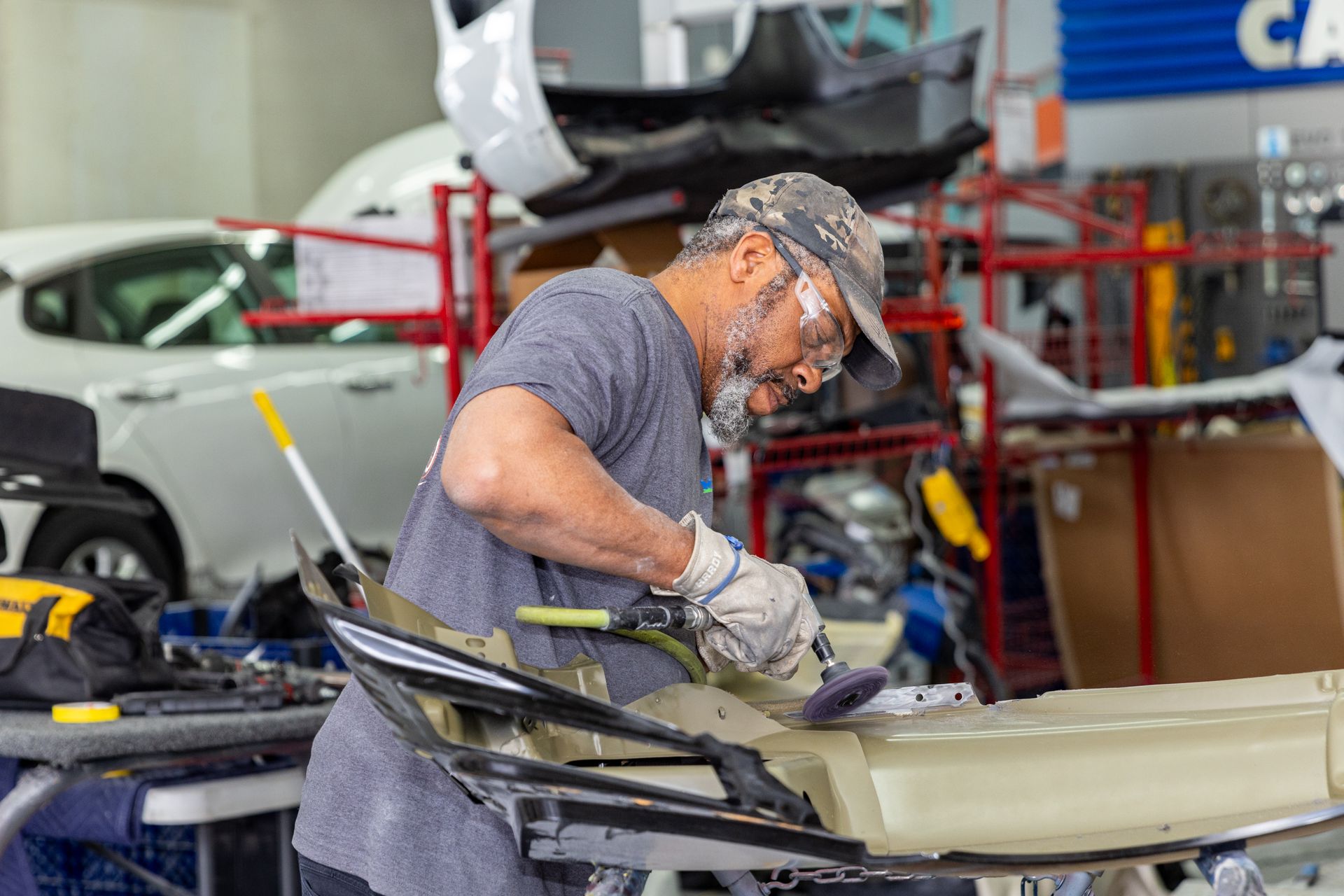 Collision repair offered at Smitty's Maintenance Repair & Collision