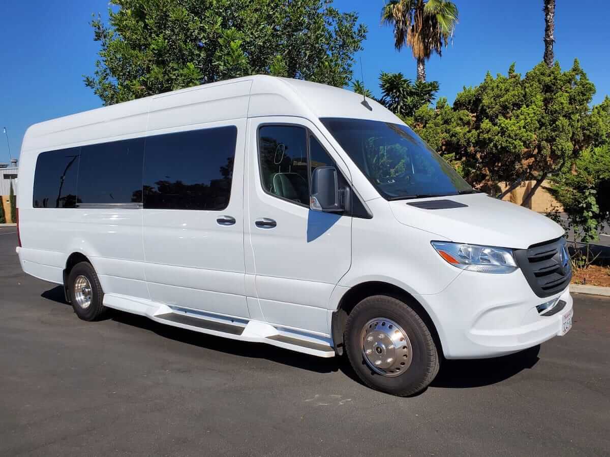 white sprinter rental temecula