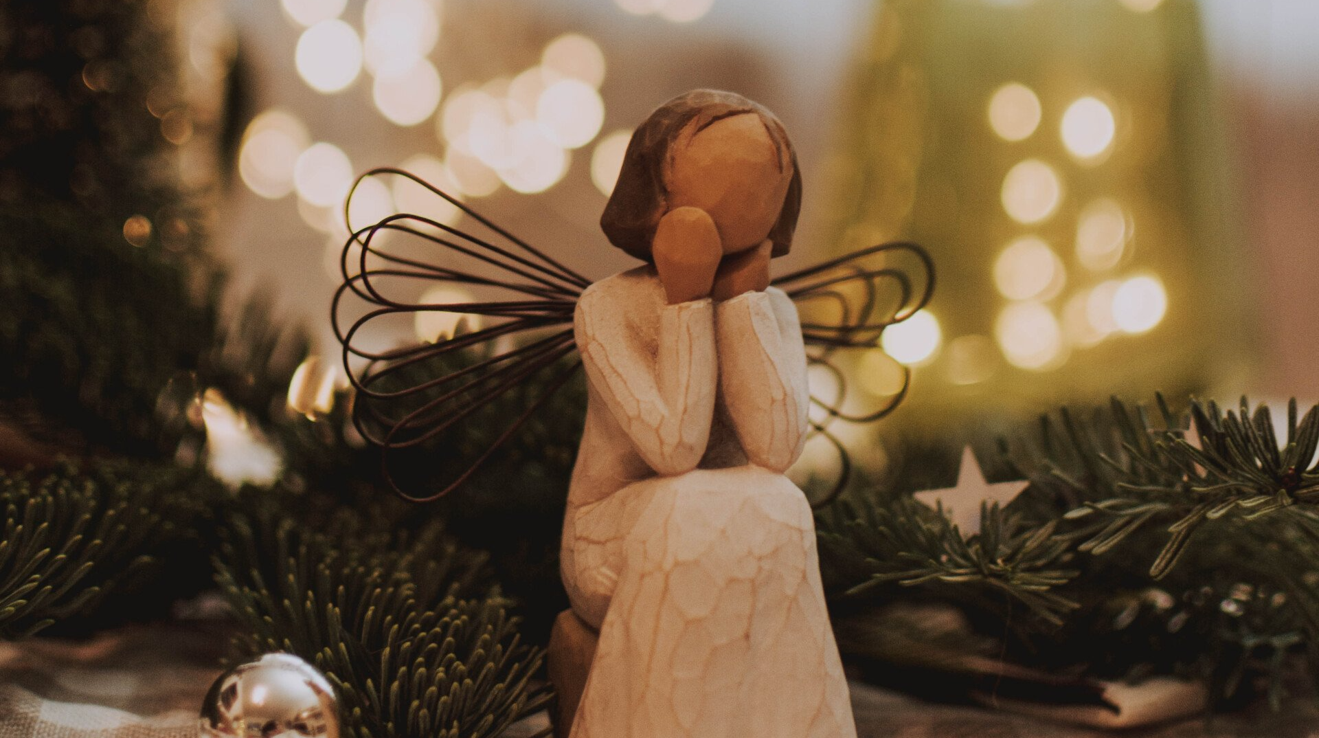Are you waiting around for the labor market to improve like this figurine?