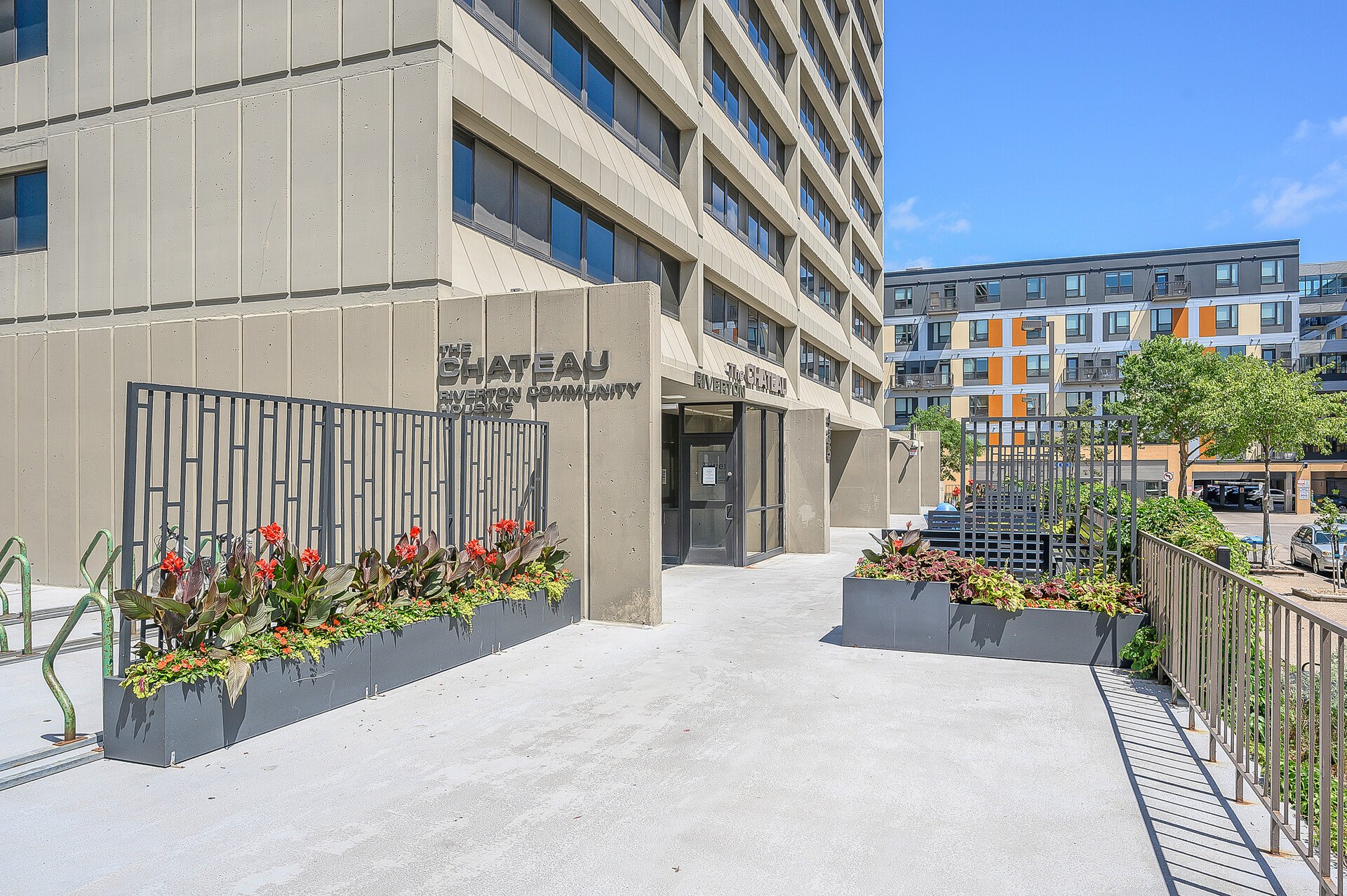 Chateau Student Housing Coop Minneapolis, MN