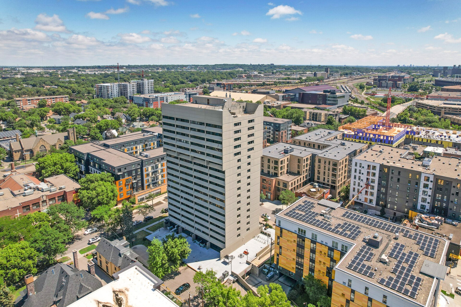 Chateau Student Housing Coop Minneapolis, MN