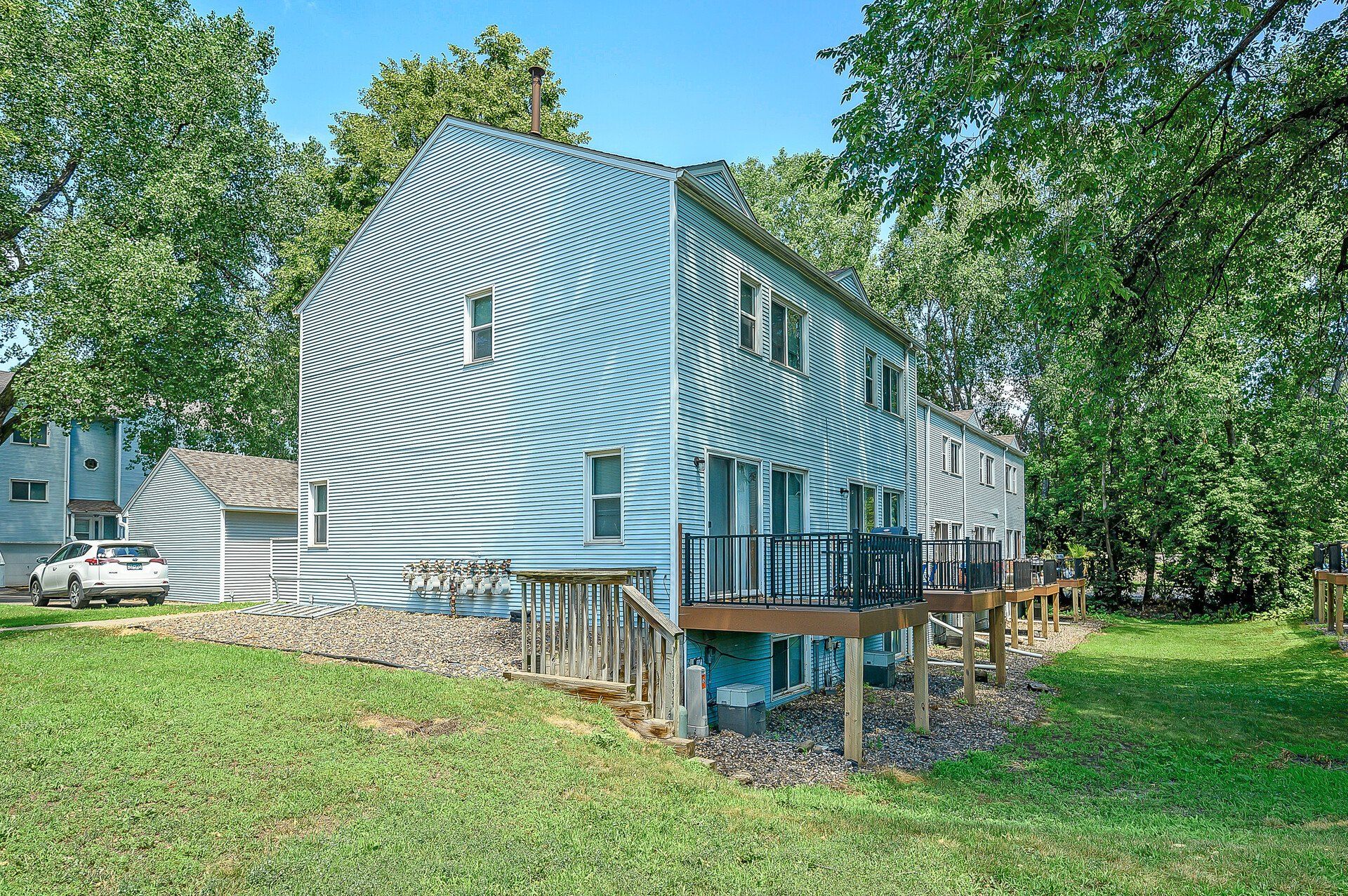 Cole Exterior Photo