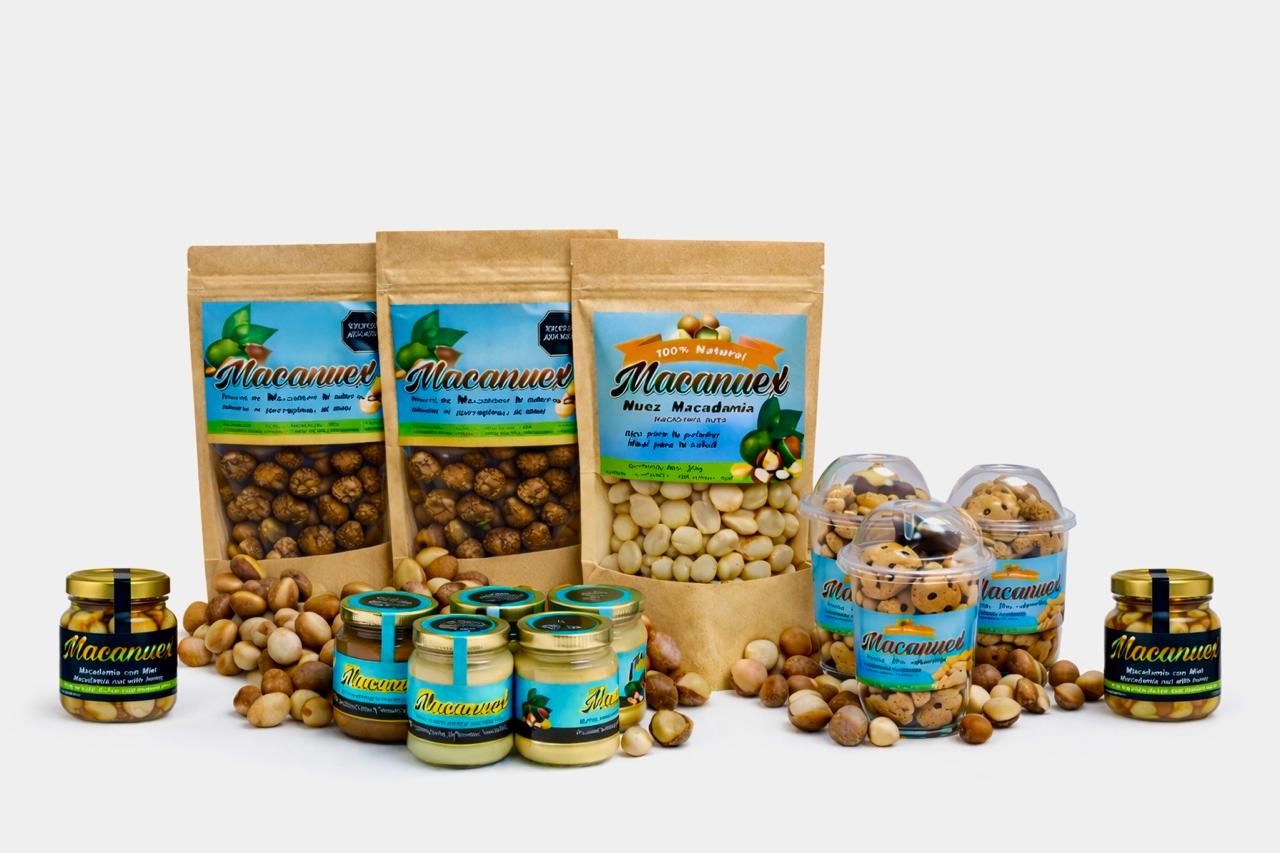 Una variedad de productos de avellana, que incluye bolsas de color marrón y tostado