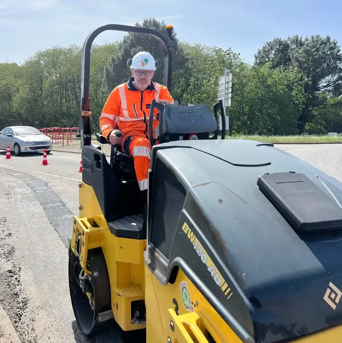 Compactage d'enrobé au cylindre