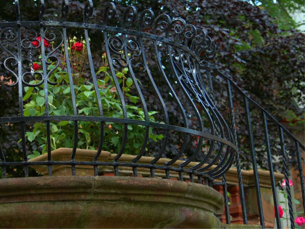 Metal Gates & Railings Derby curved garden wall top railings fitted in Derby