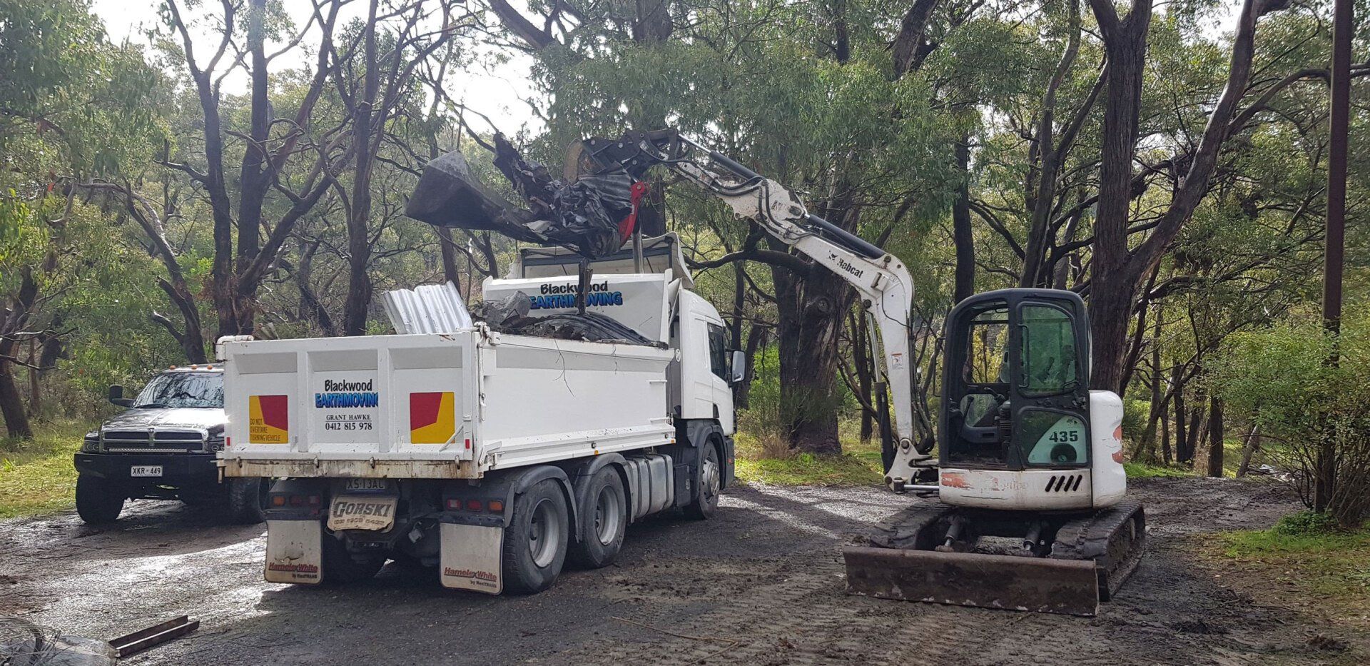 Earthmovers And Excavators Blackwood Earthmoving — Blackwood SA — Blackwood Earthmoving