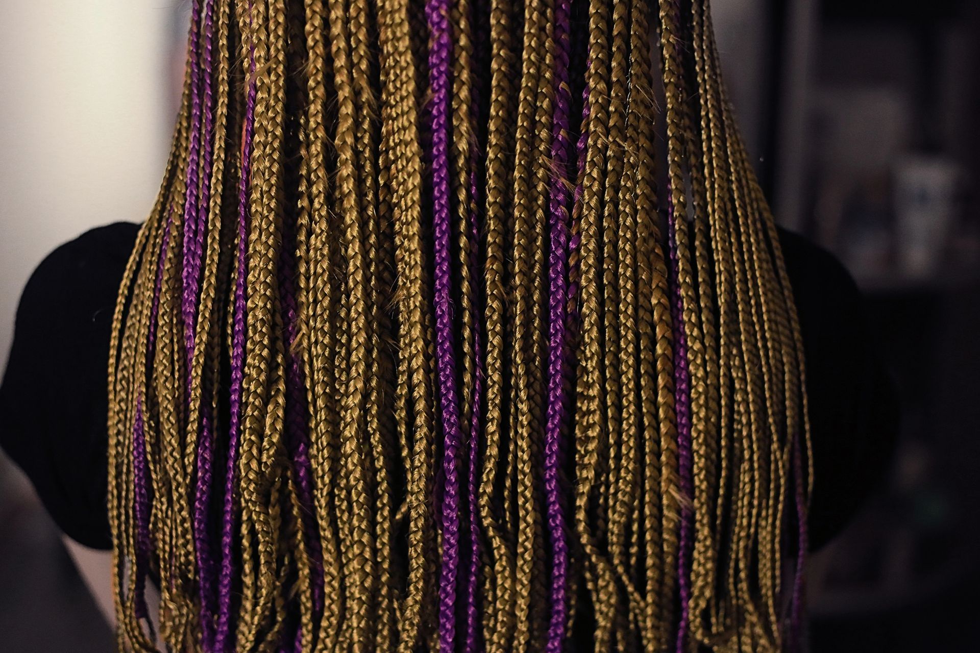 Tie-Zillion Braids in Detroit, MI