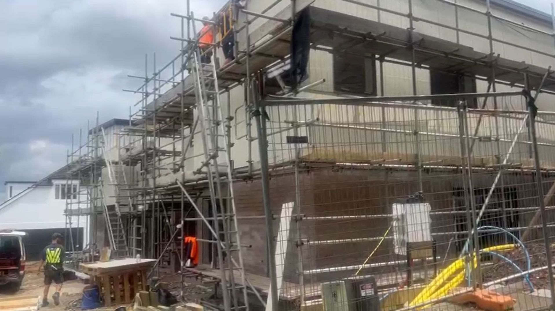 Development of units in Epsom