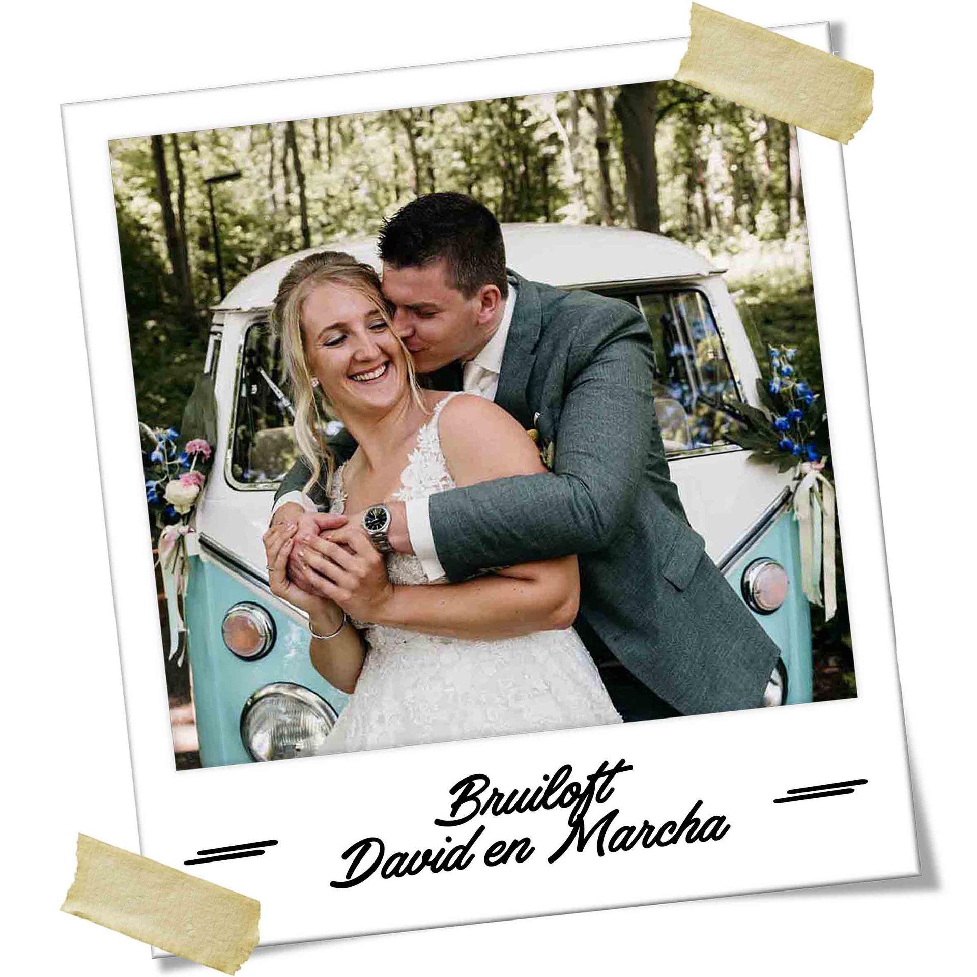 Volkswagenbusje, trouwbus, trouwen op het strand, Beachwedding, trouwvervoer