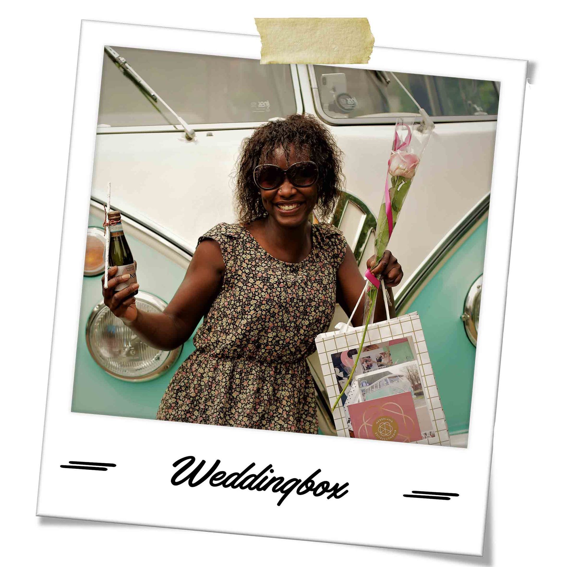 Volkswagen bus promotie tour, Volkswagen bus turquoise, Haarlem, Alkmaar, heerhugowaard, Oldtimer huren, Bruidsparen