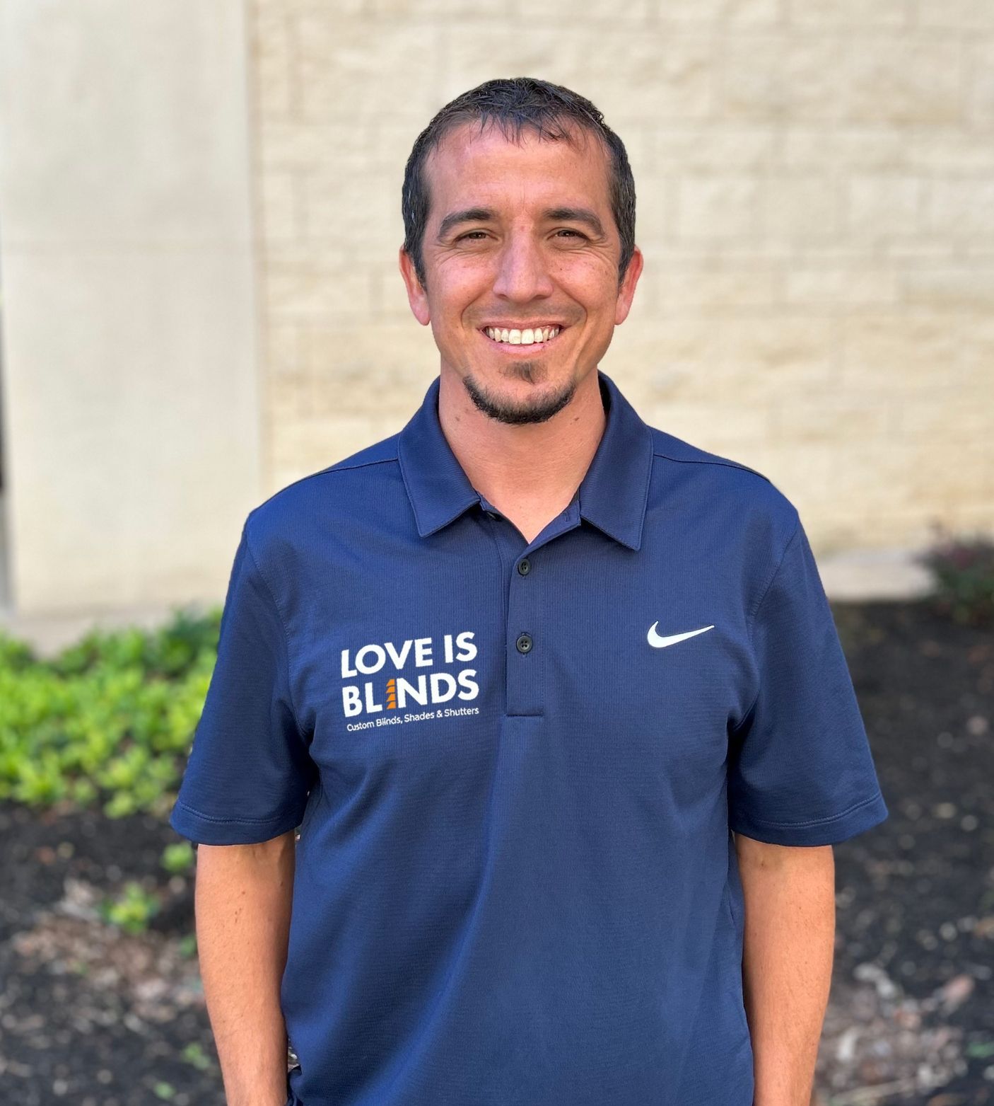 Dustin Herron in Blue Love is Blinds TX shirt