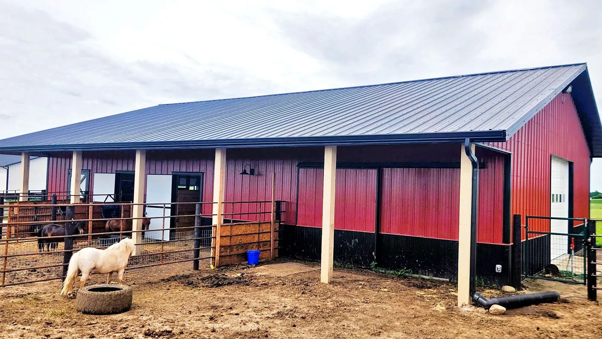 post frame building contractor