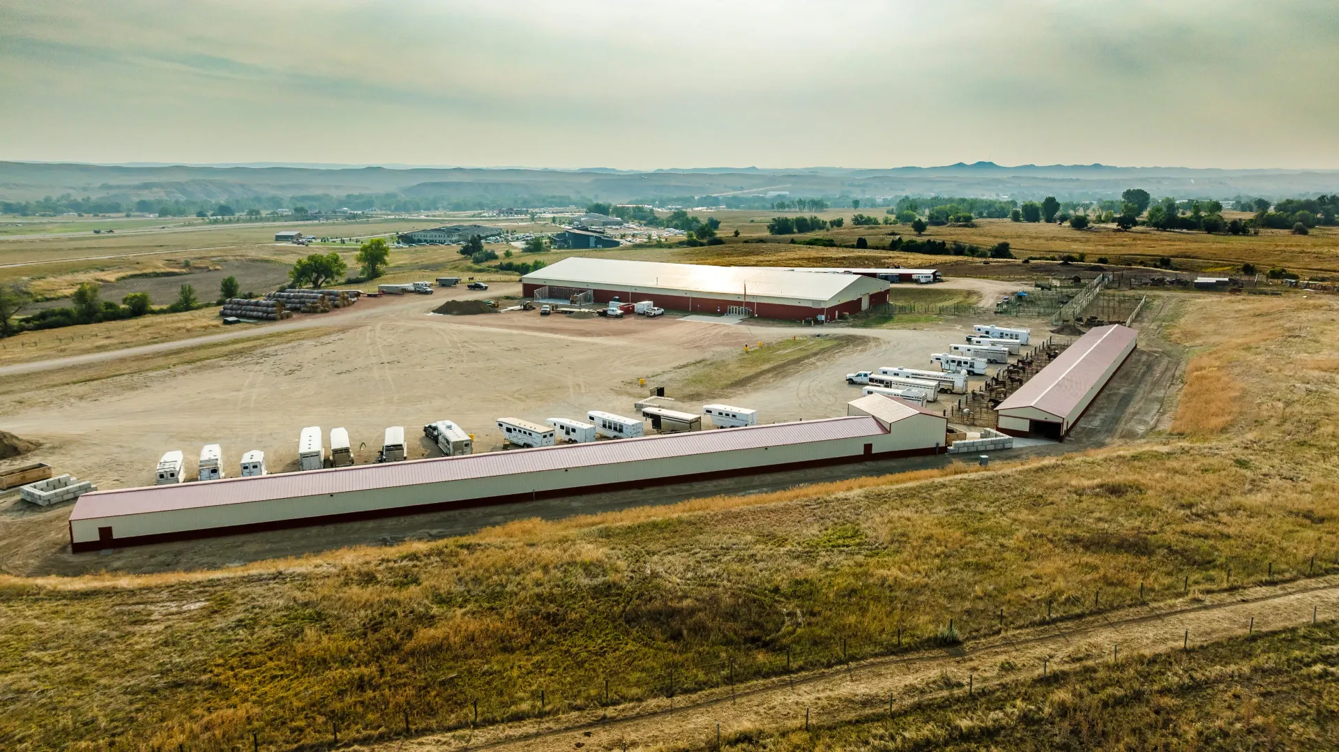 LOAFING SHED FOR SHERIDAN COLLEGE RODEO TEAM